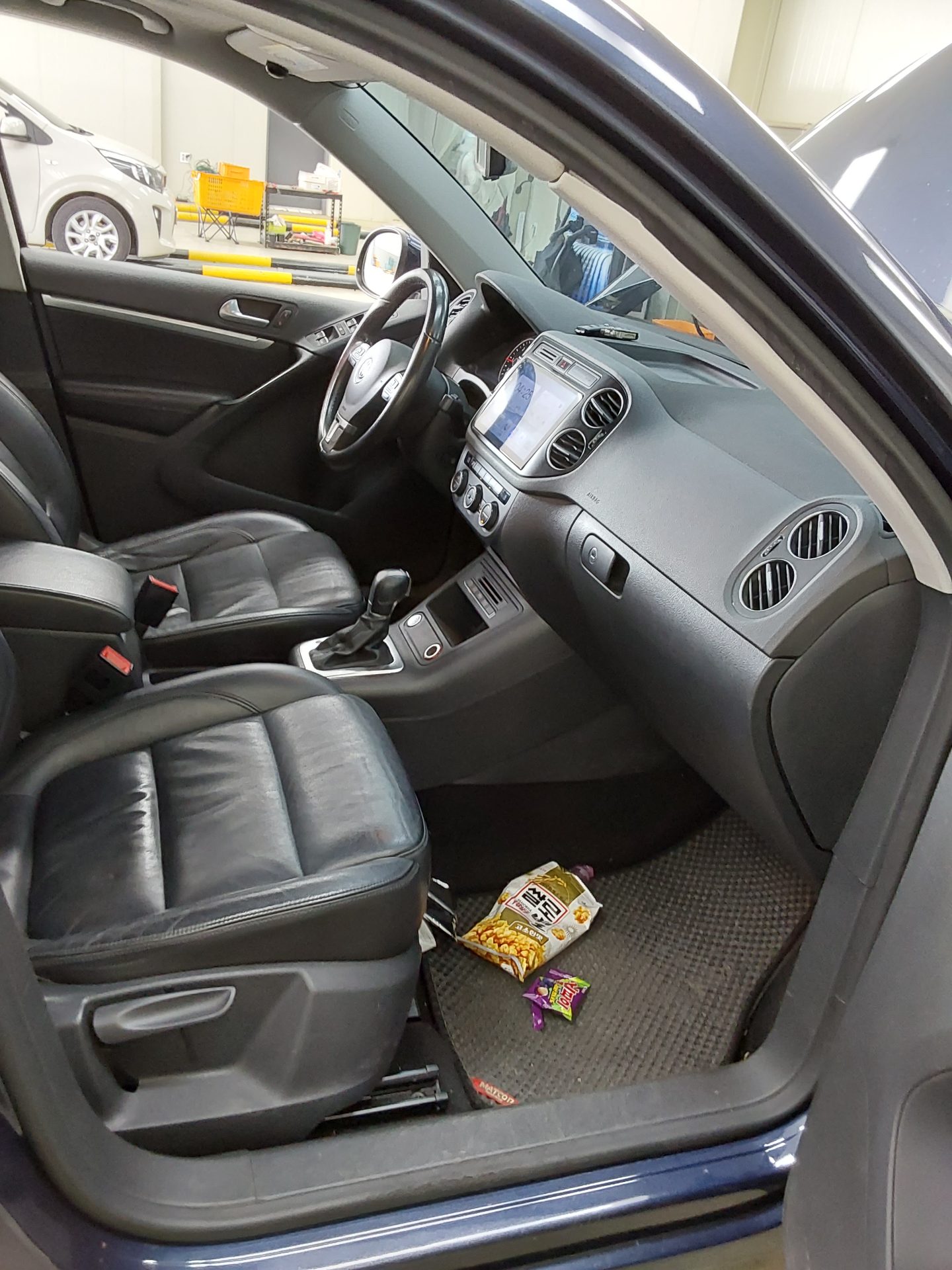 2016 - volkswagen tiguan