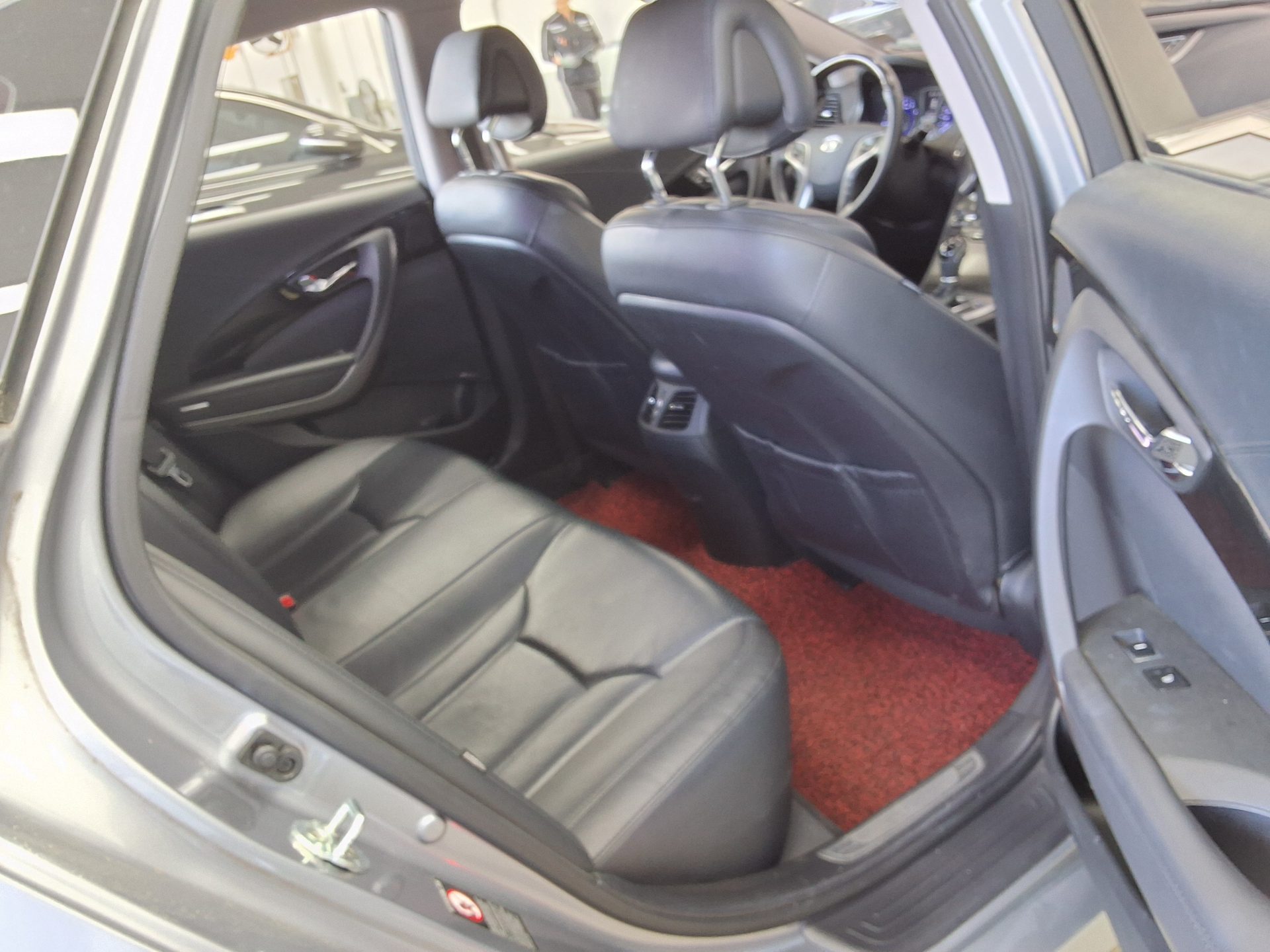 2017 - hyundai grandeur