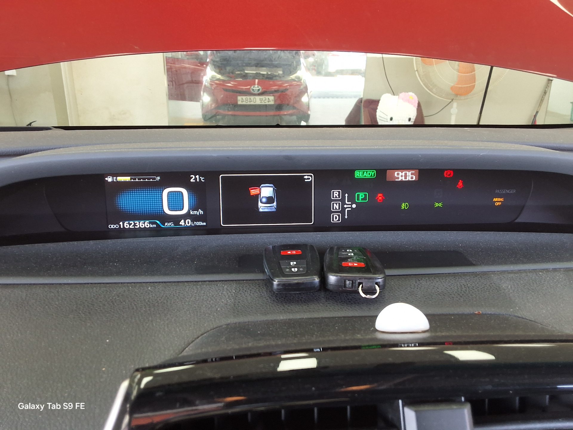 2016 - toyota prius