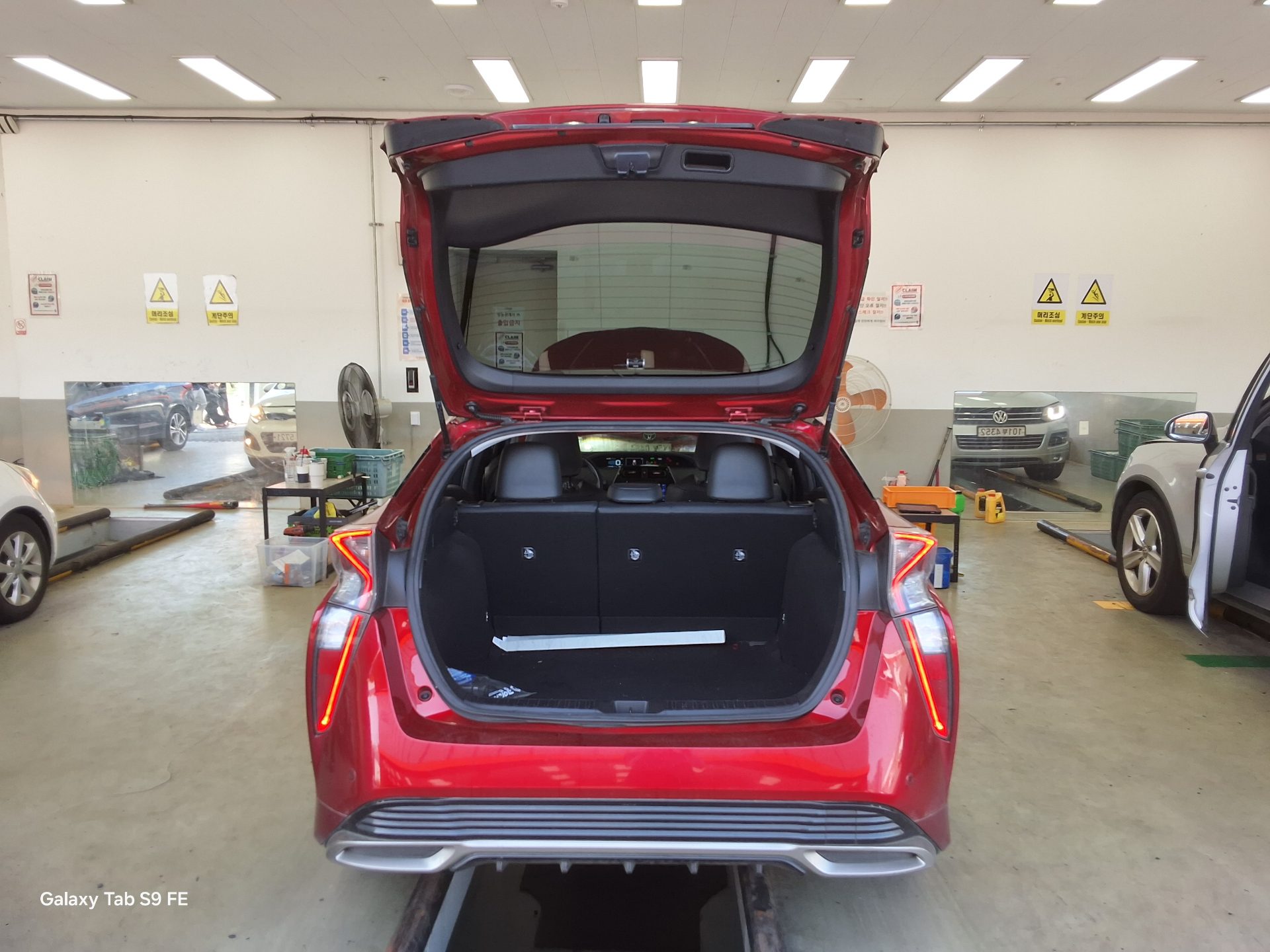 2016 - toyota prius