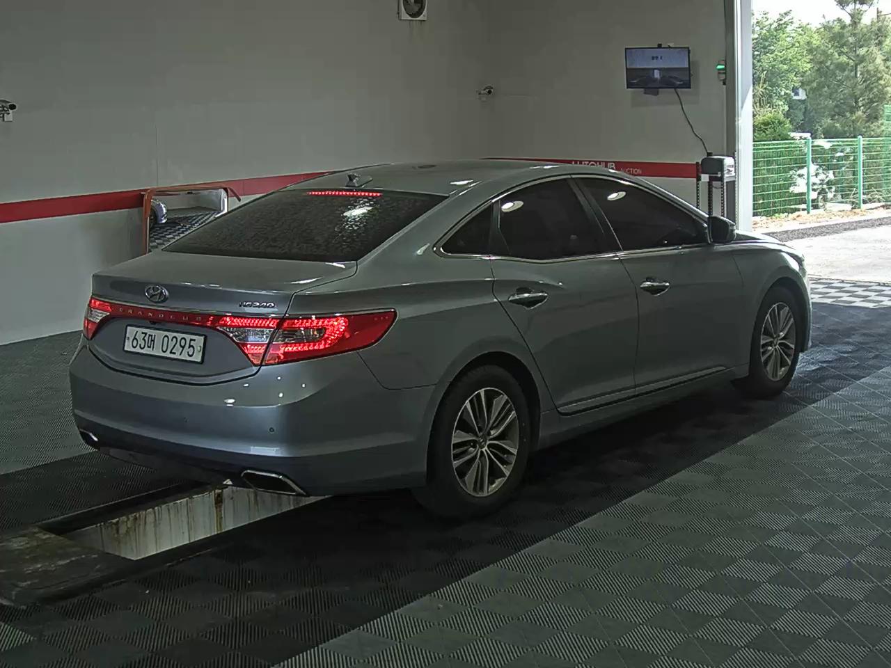 2017 - hyundai grandeur