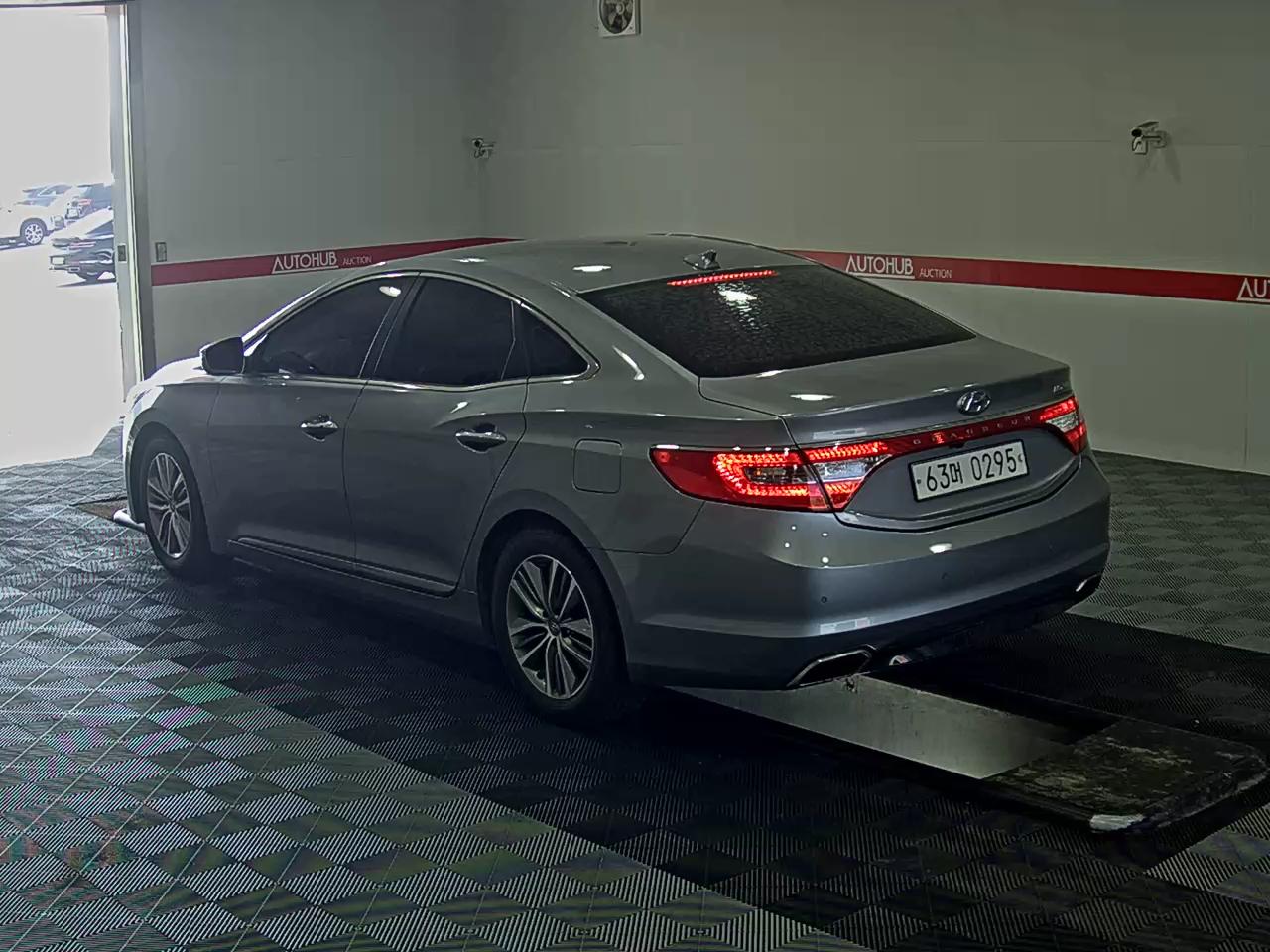 2017 - hyundai grandeur