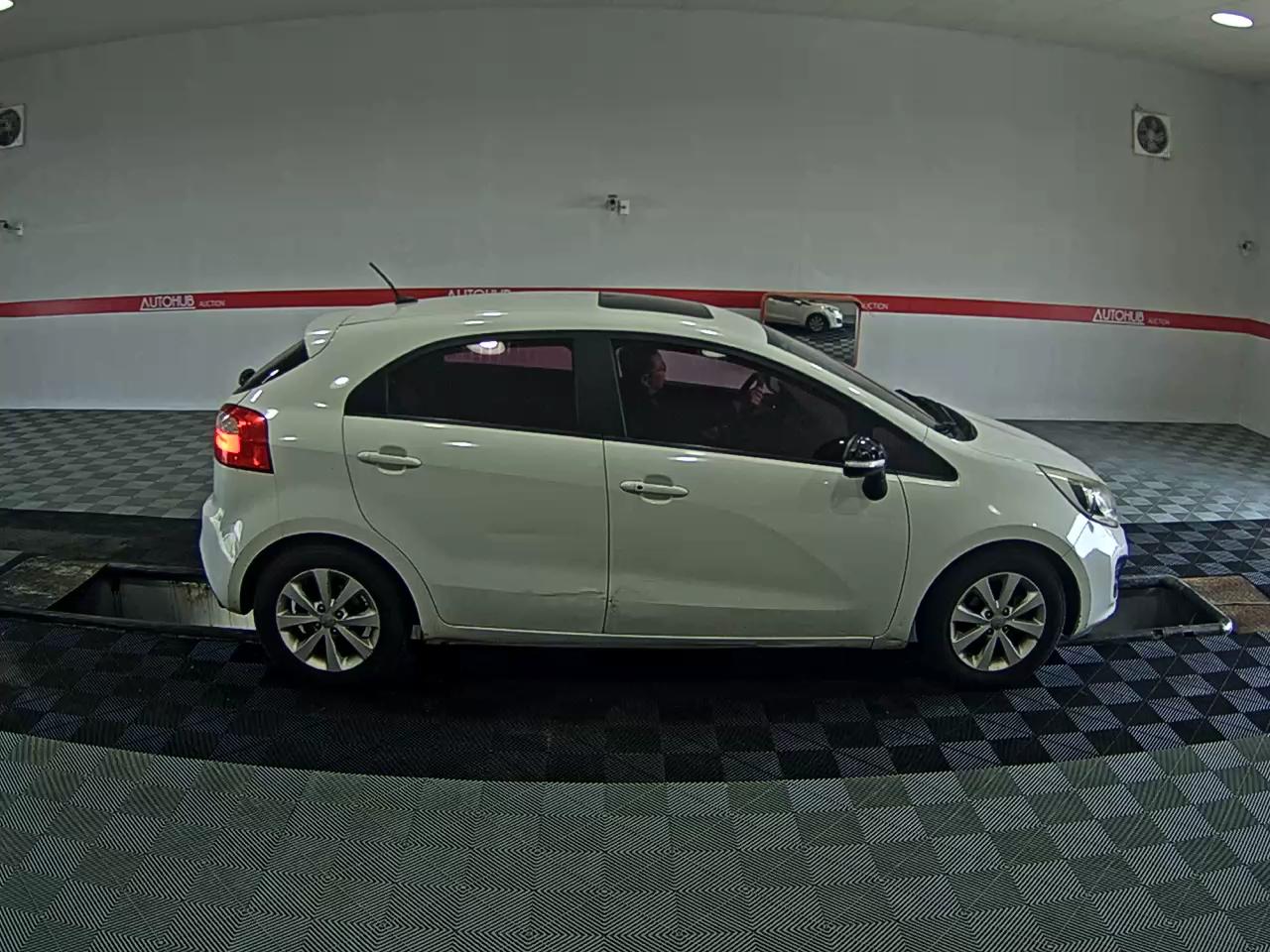 2014 - kia pride