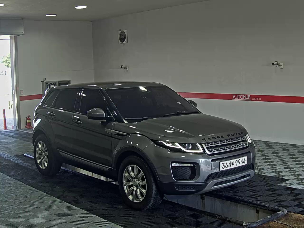 2018 - land rover range rover