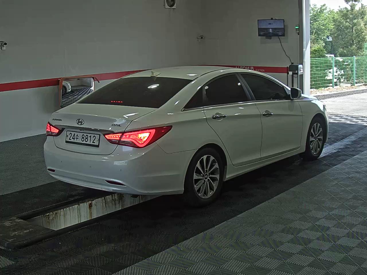 2013 - hyundai sonata