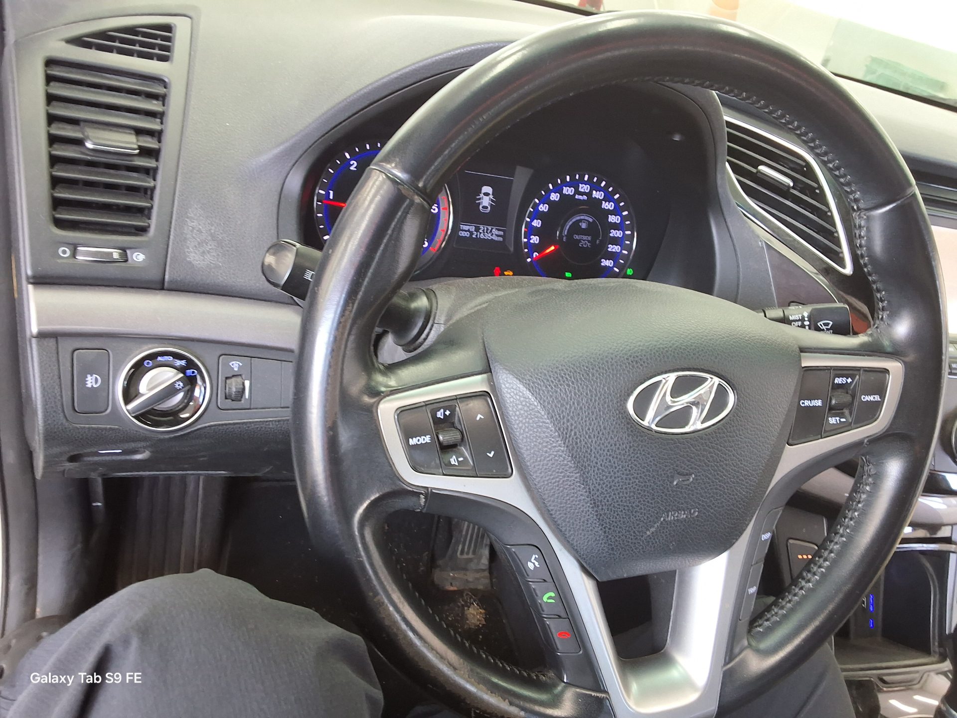 2012 - hyundai i40