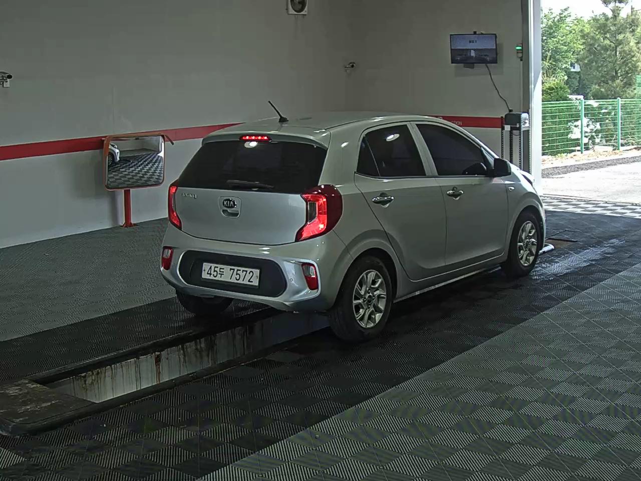 2017 - kia morning