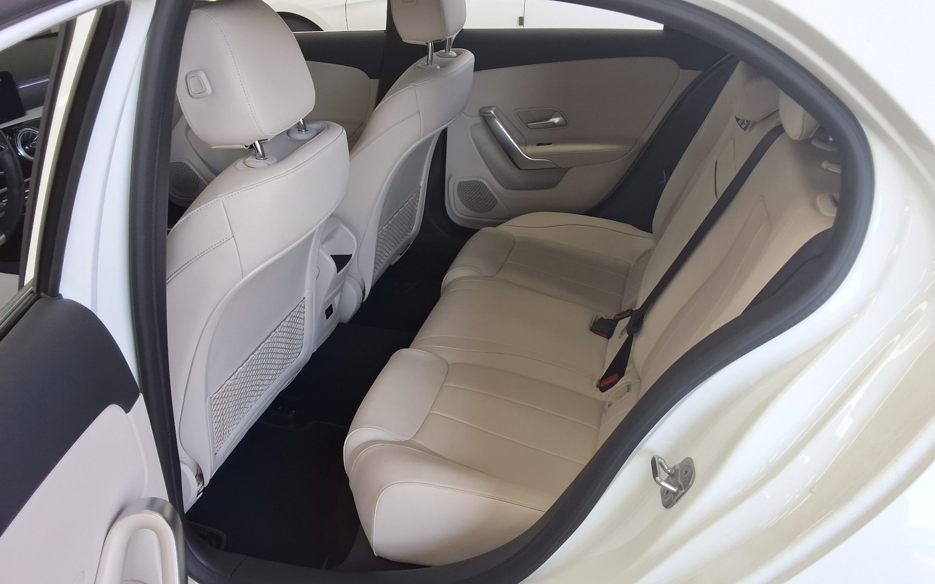 Mercedes-Benz A-Class - 11