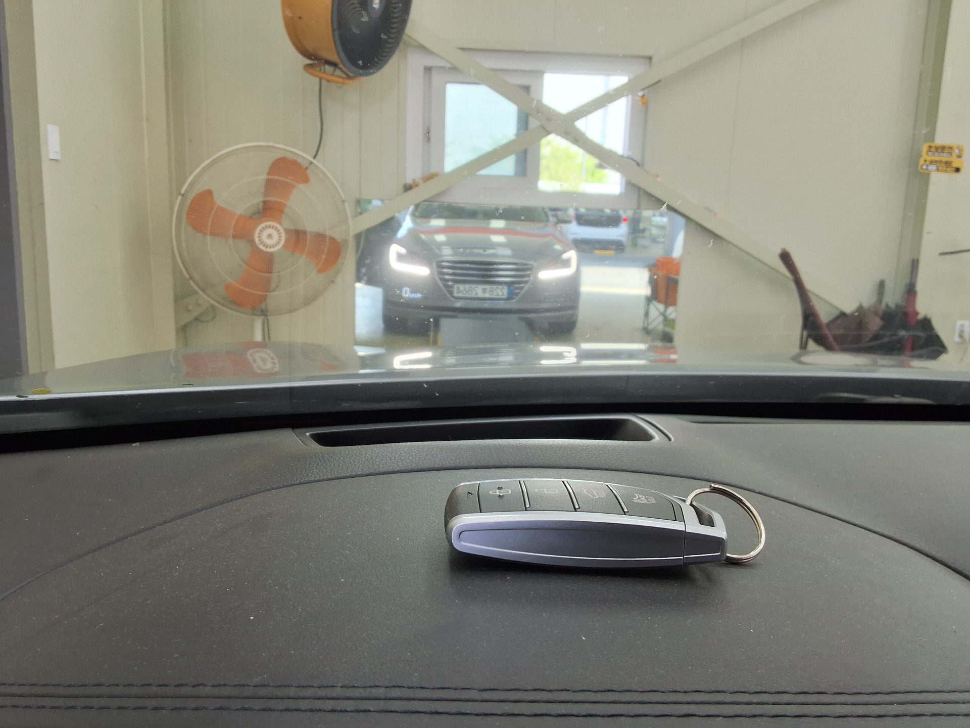 2014 - hyundai g330