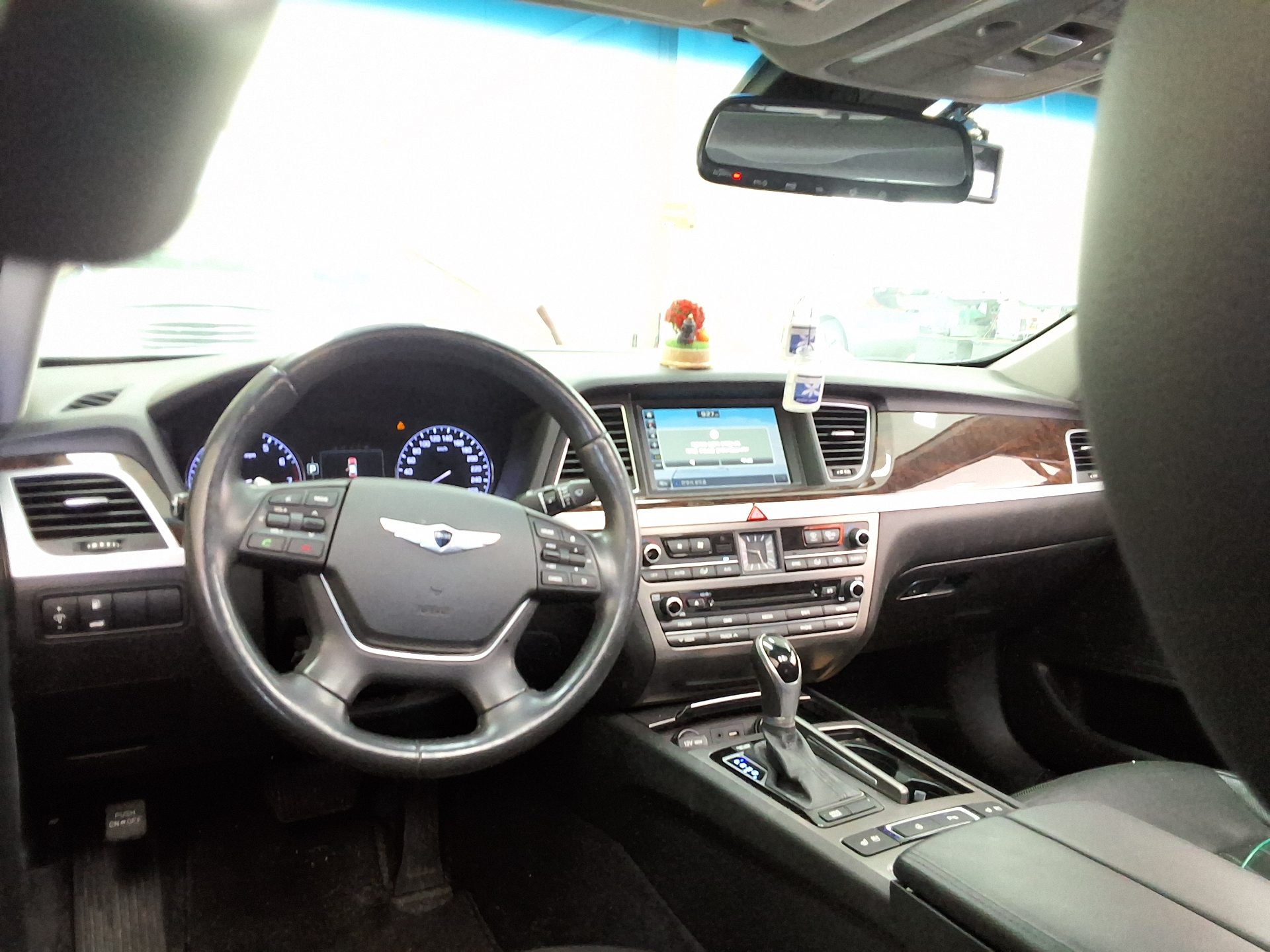 2014 - hyundai g330
