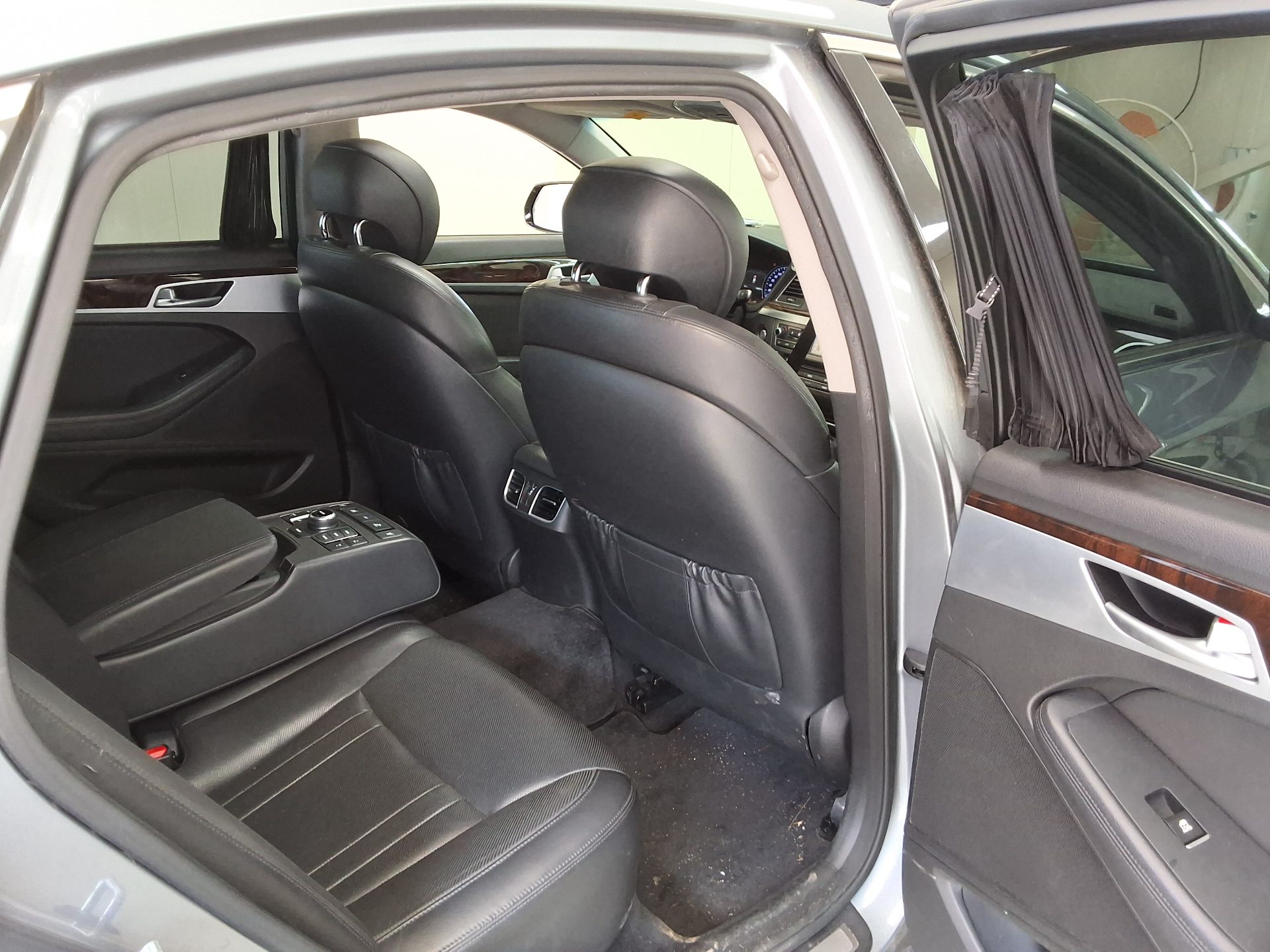 2014 - hyundai g330