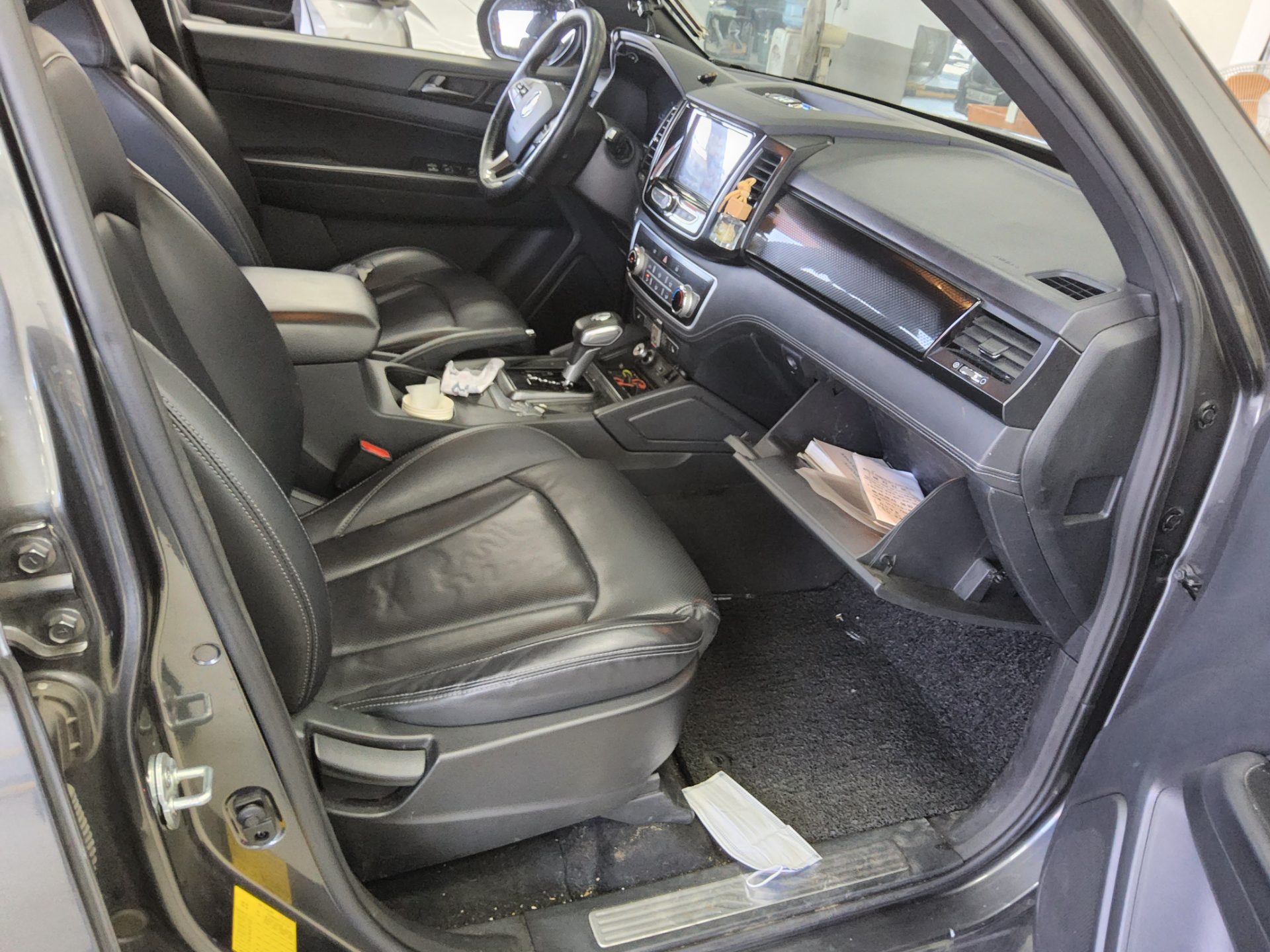 2020 - ssangyong rexton