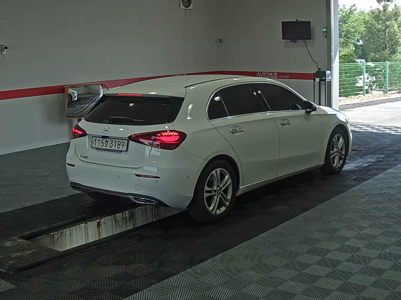 Mercedes-Benz A-Class - 4