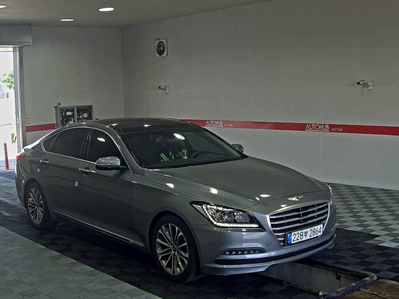 2014 - hyundai g330