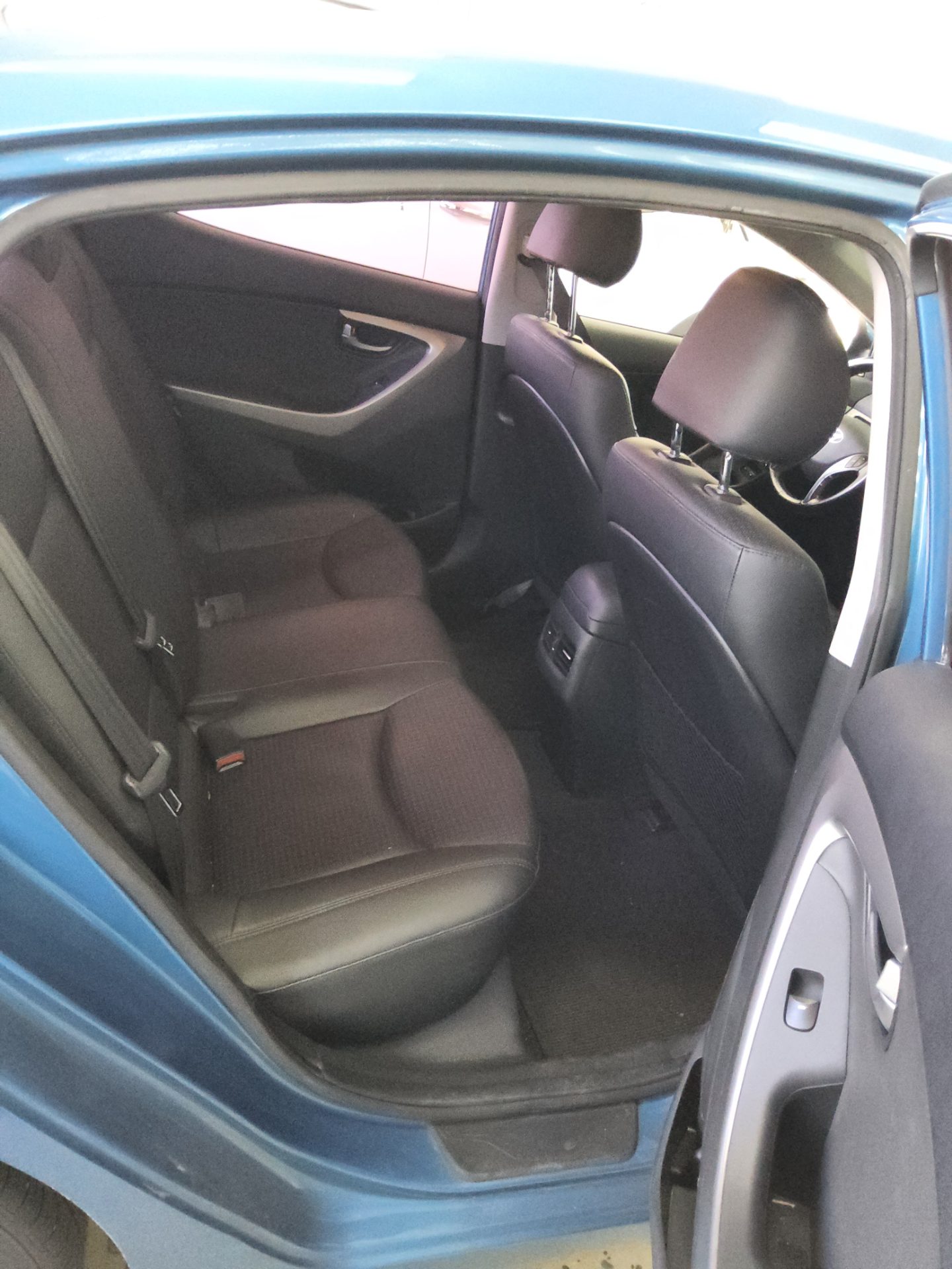 2015 - hyundai avante