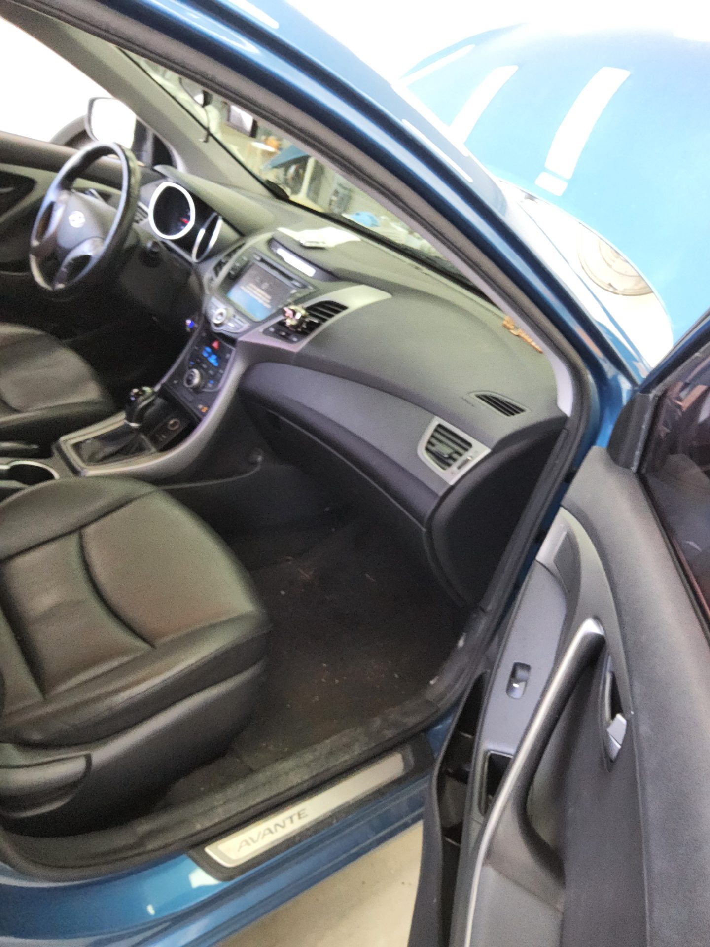2015 - hyundai avante