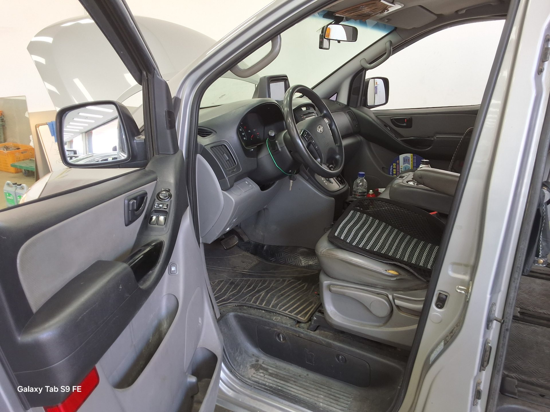 2016 - hyundai grand starex