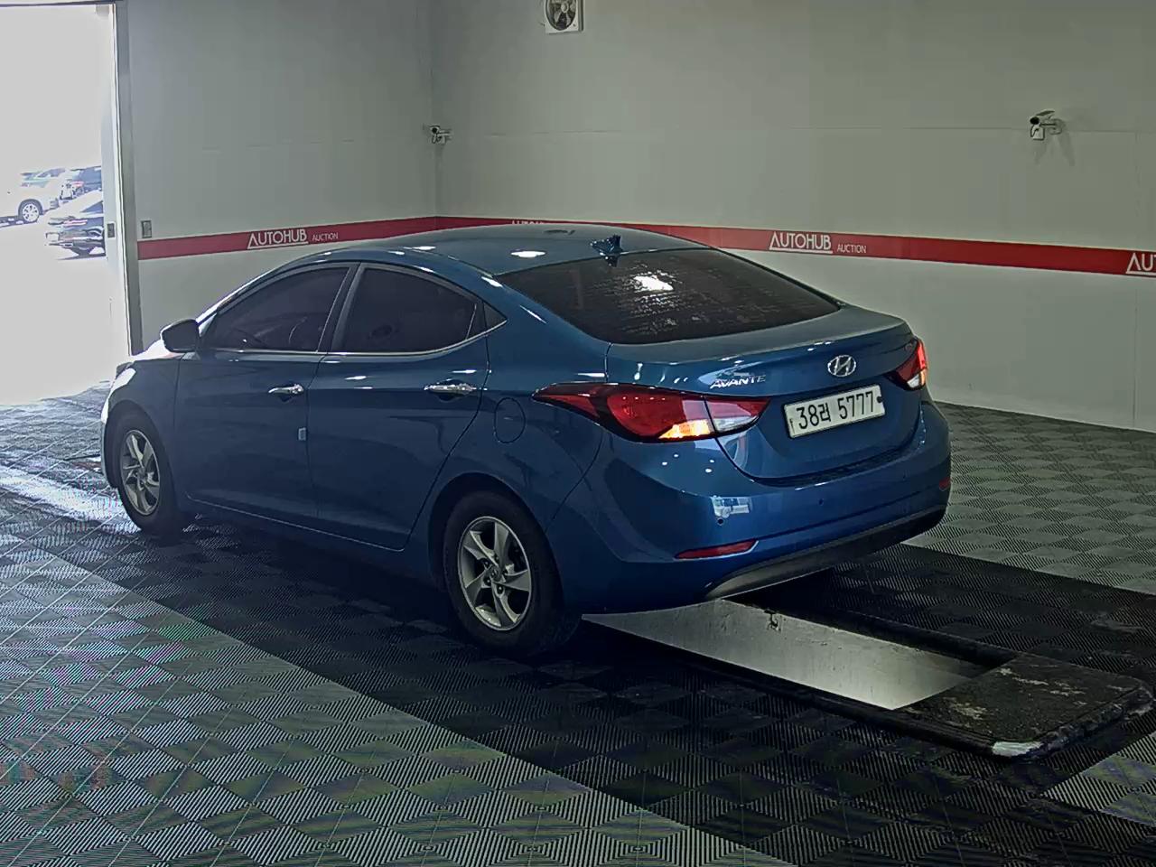 2015 - hyundai avante
