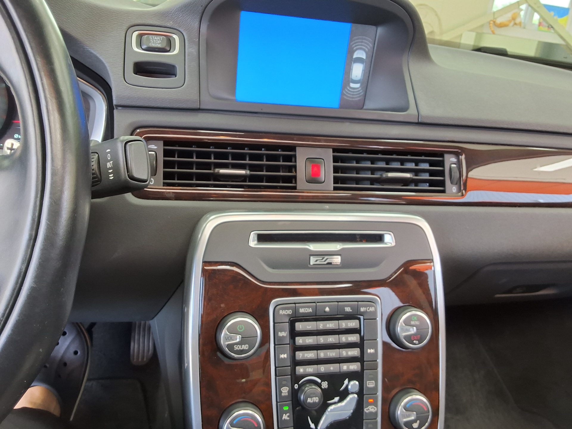 2014 - volvo s80