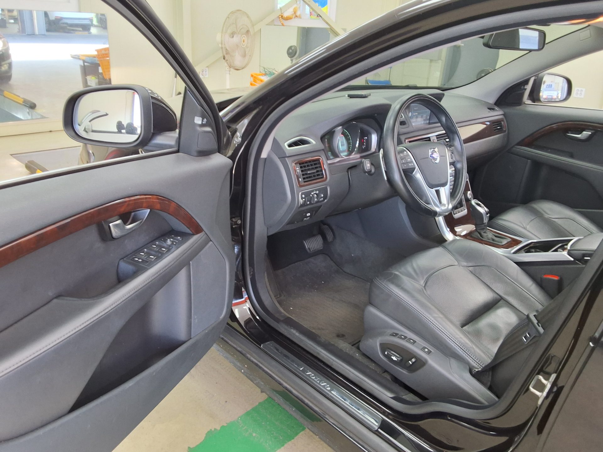 2014 - volvo s80