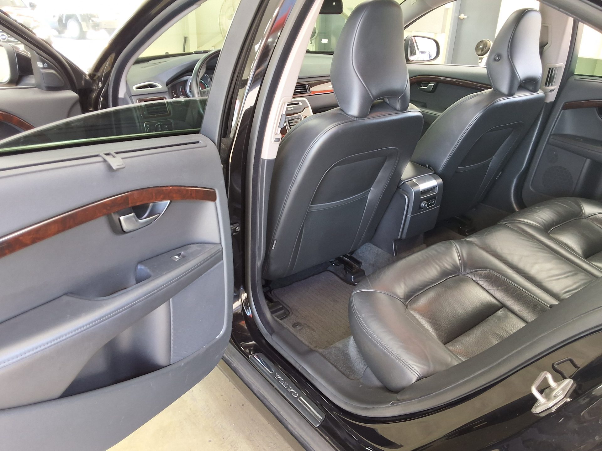 2014 - volvo s80