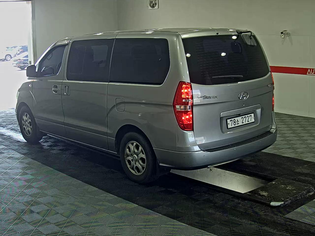 2016 - hyundai grand starex