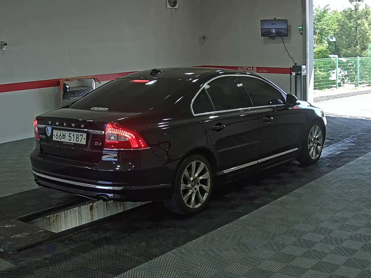 2014 - volvo s80