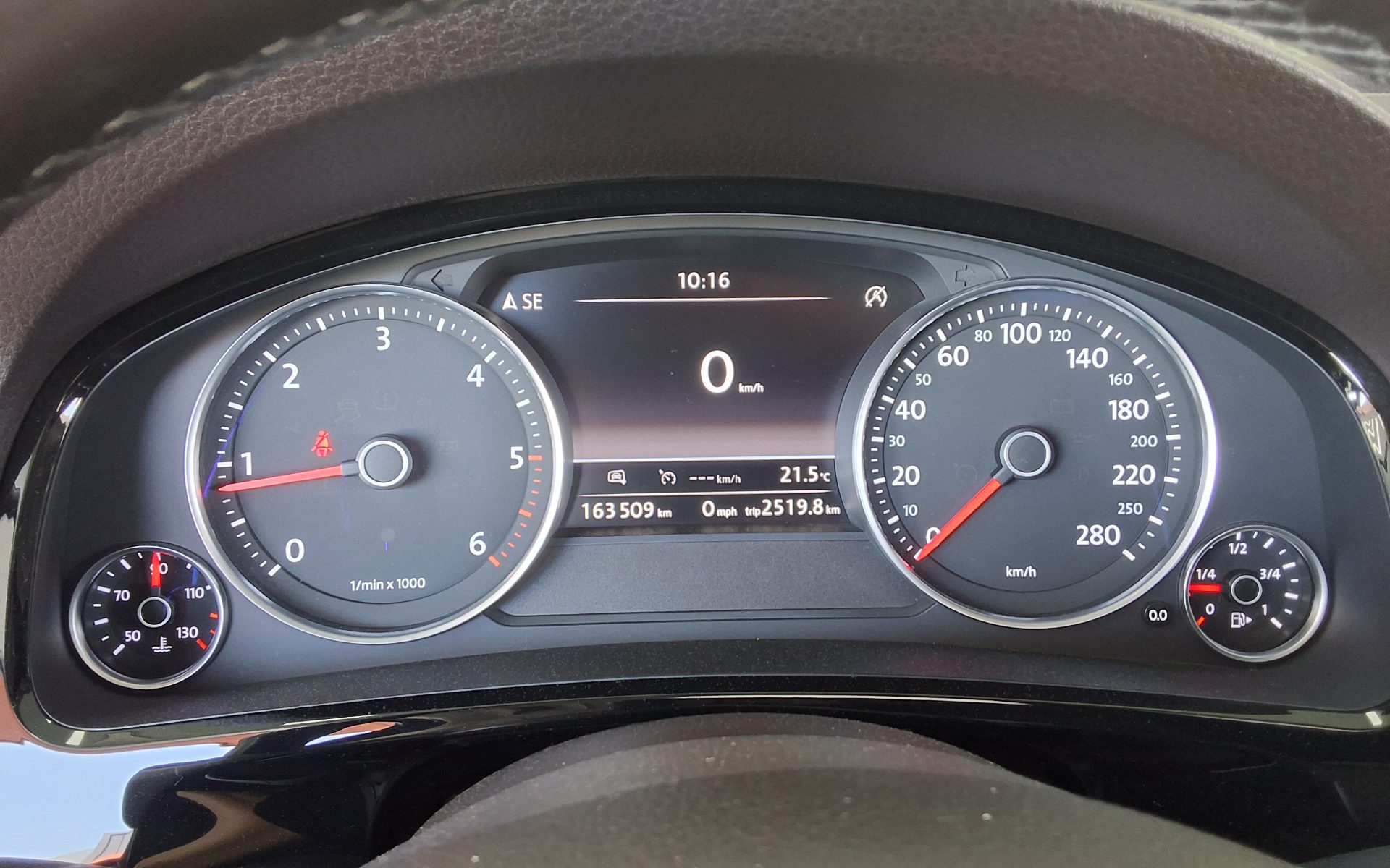 2016 - volkswagen touareg