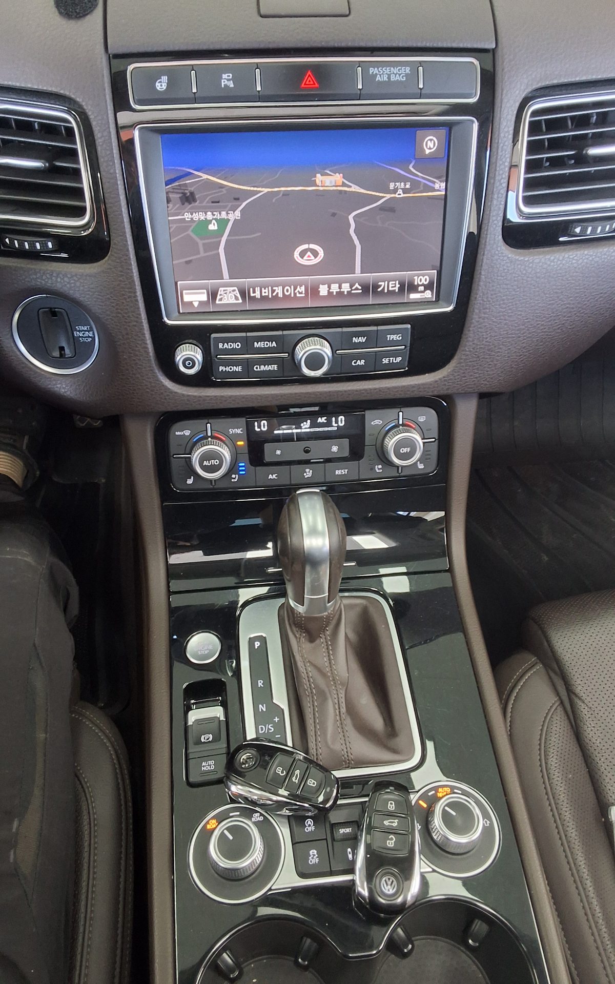2016 - volkswagen touareg