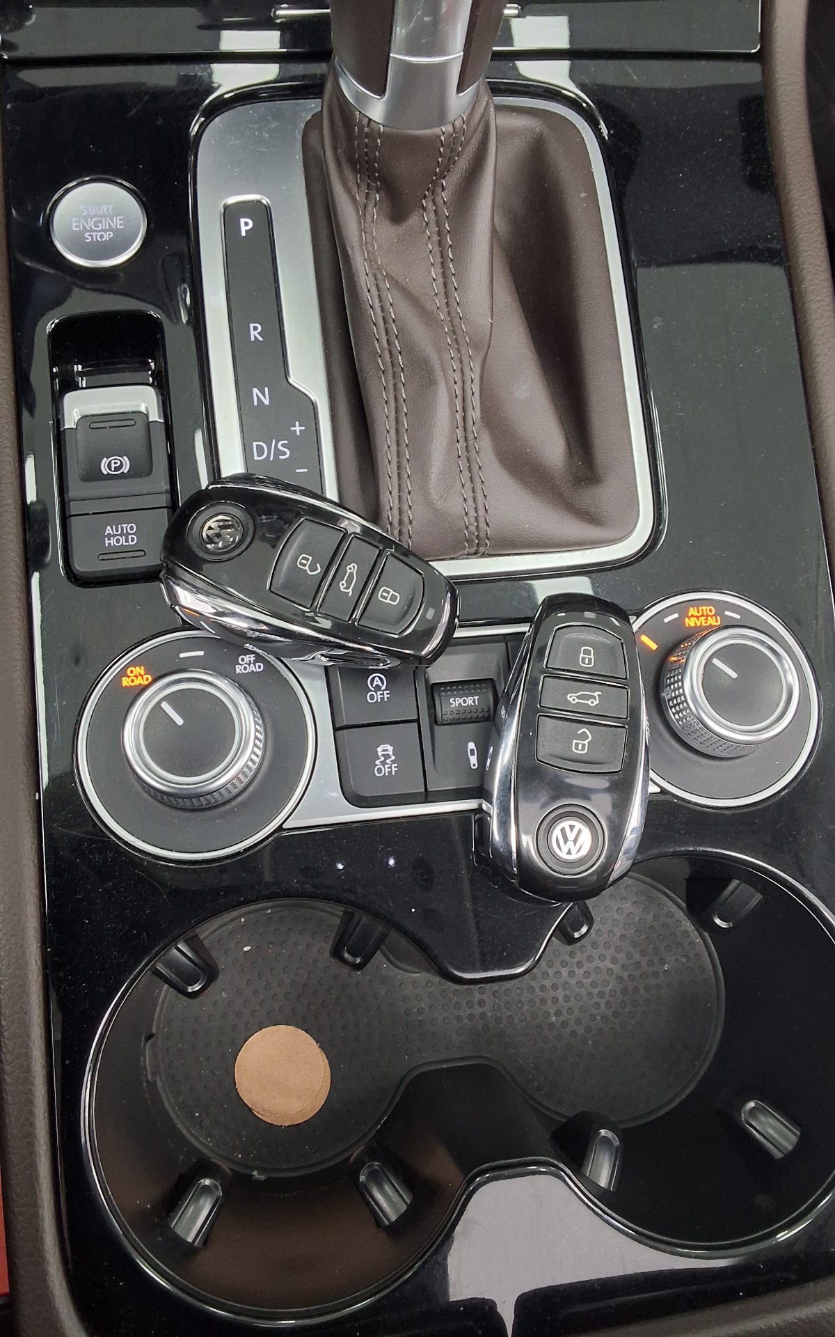 2016 - volkswagen touareg