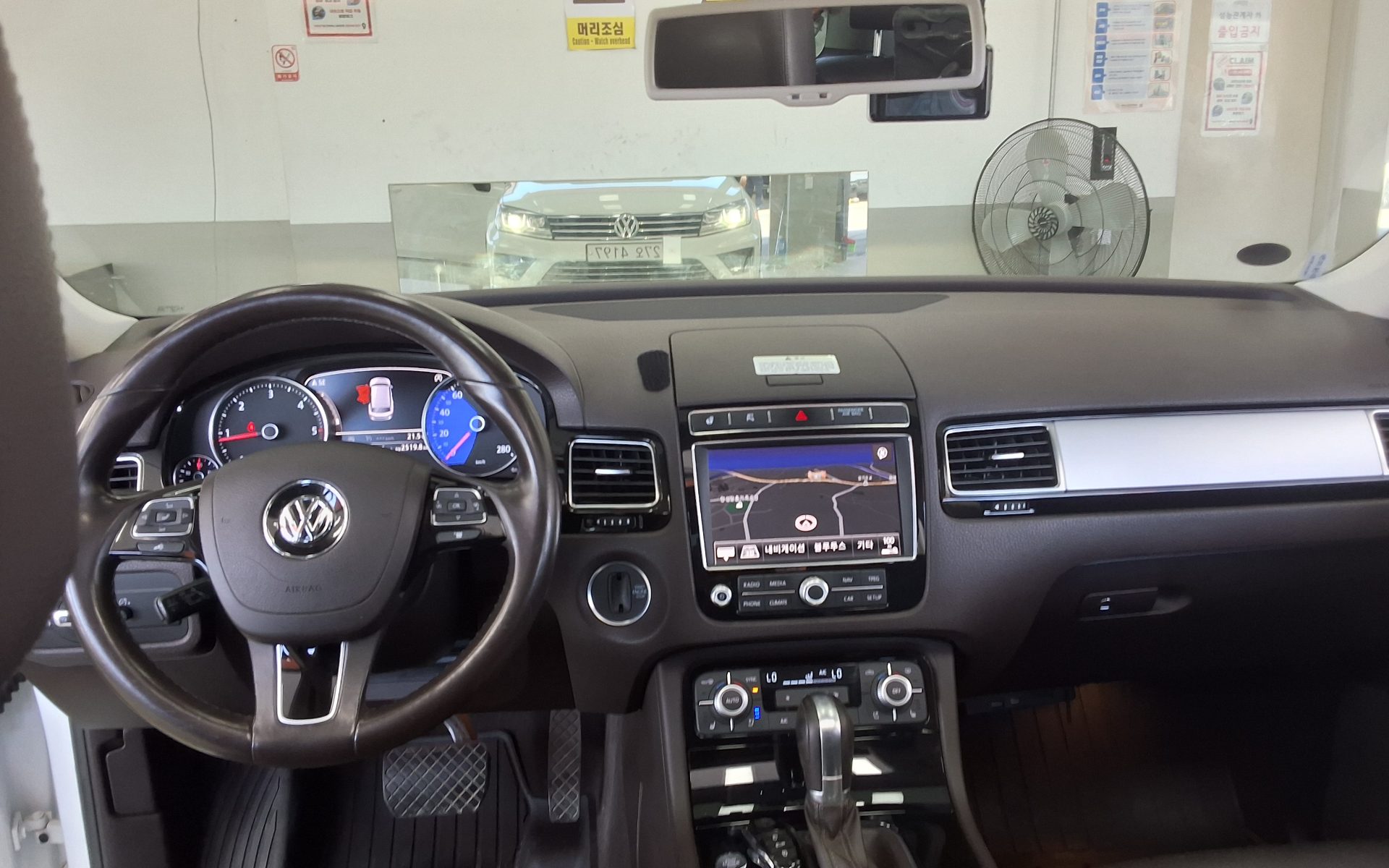 2016 - volkswagen touareg