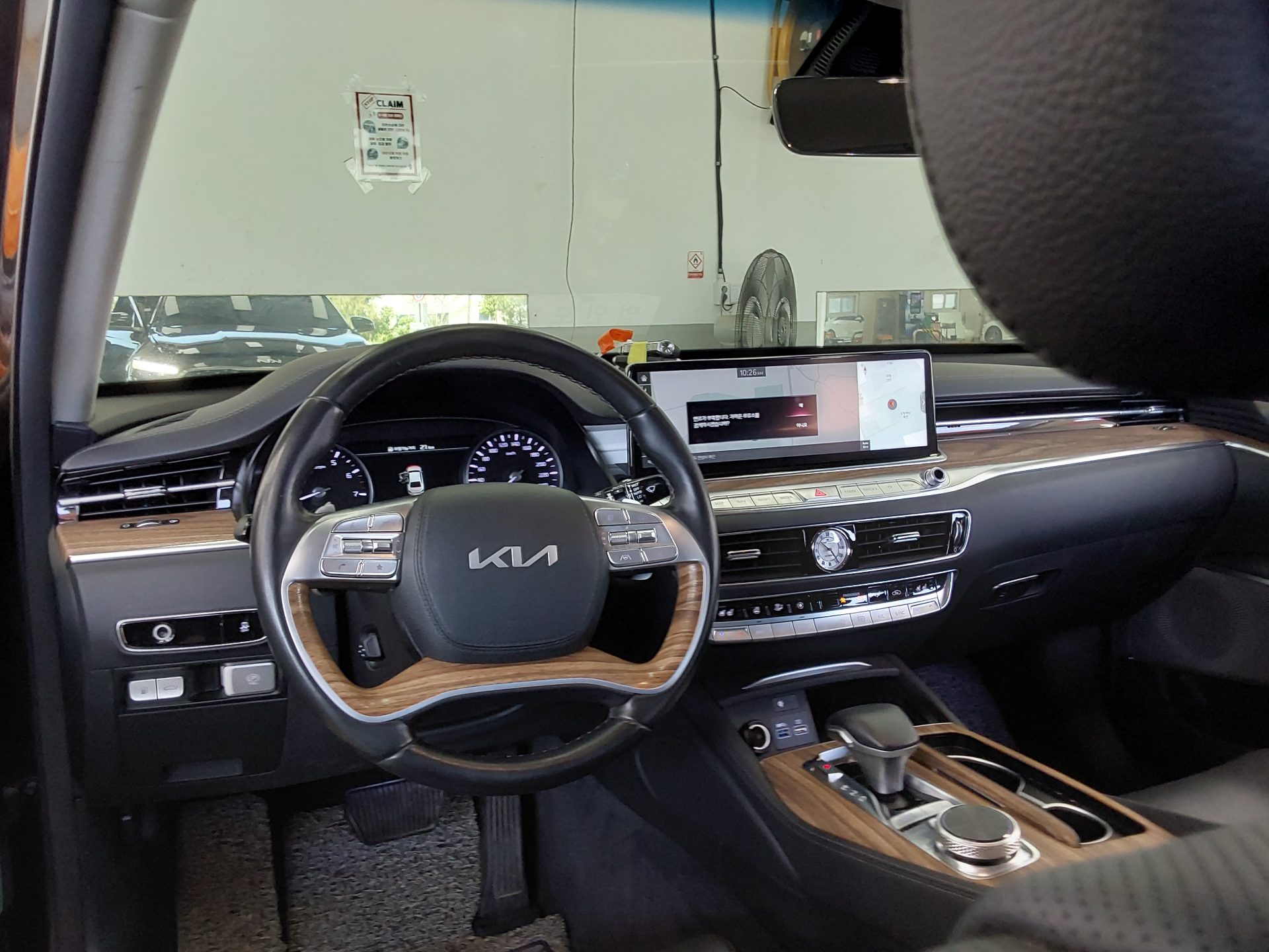 2022 - kia k9