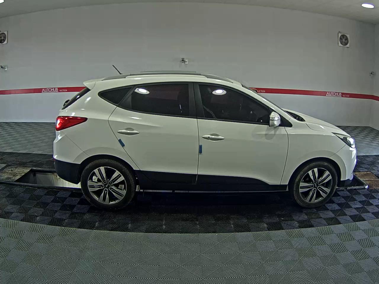 2014 - hyundai tucson