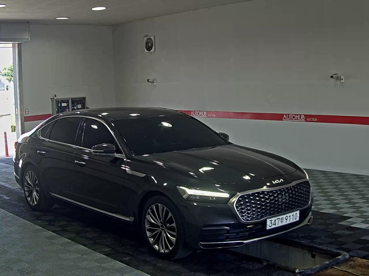 2022 - kia k9