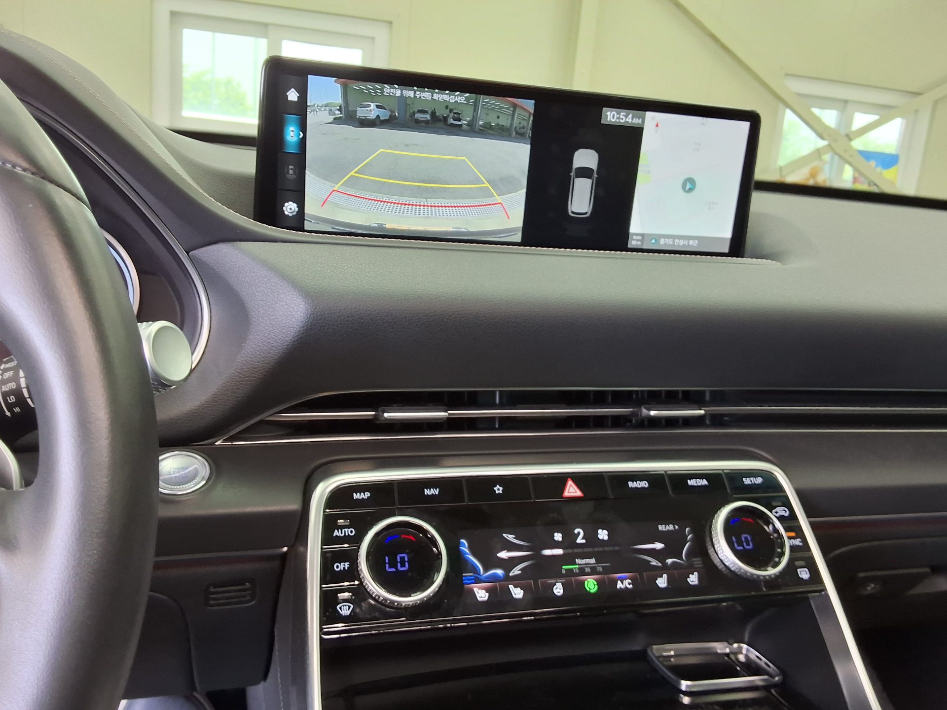 2022 - genesis gv80