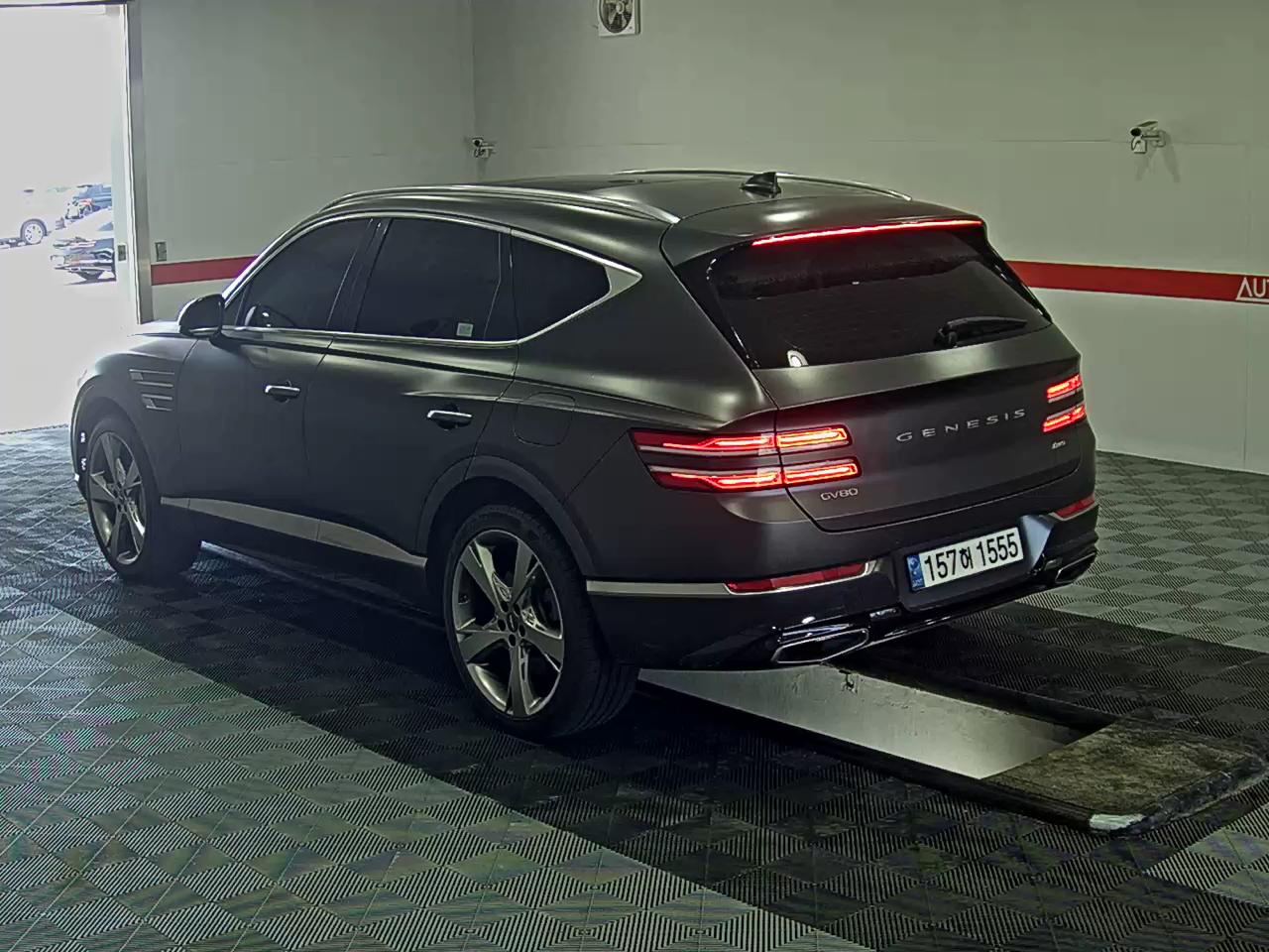 2022 - genesis gv80