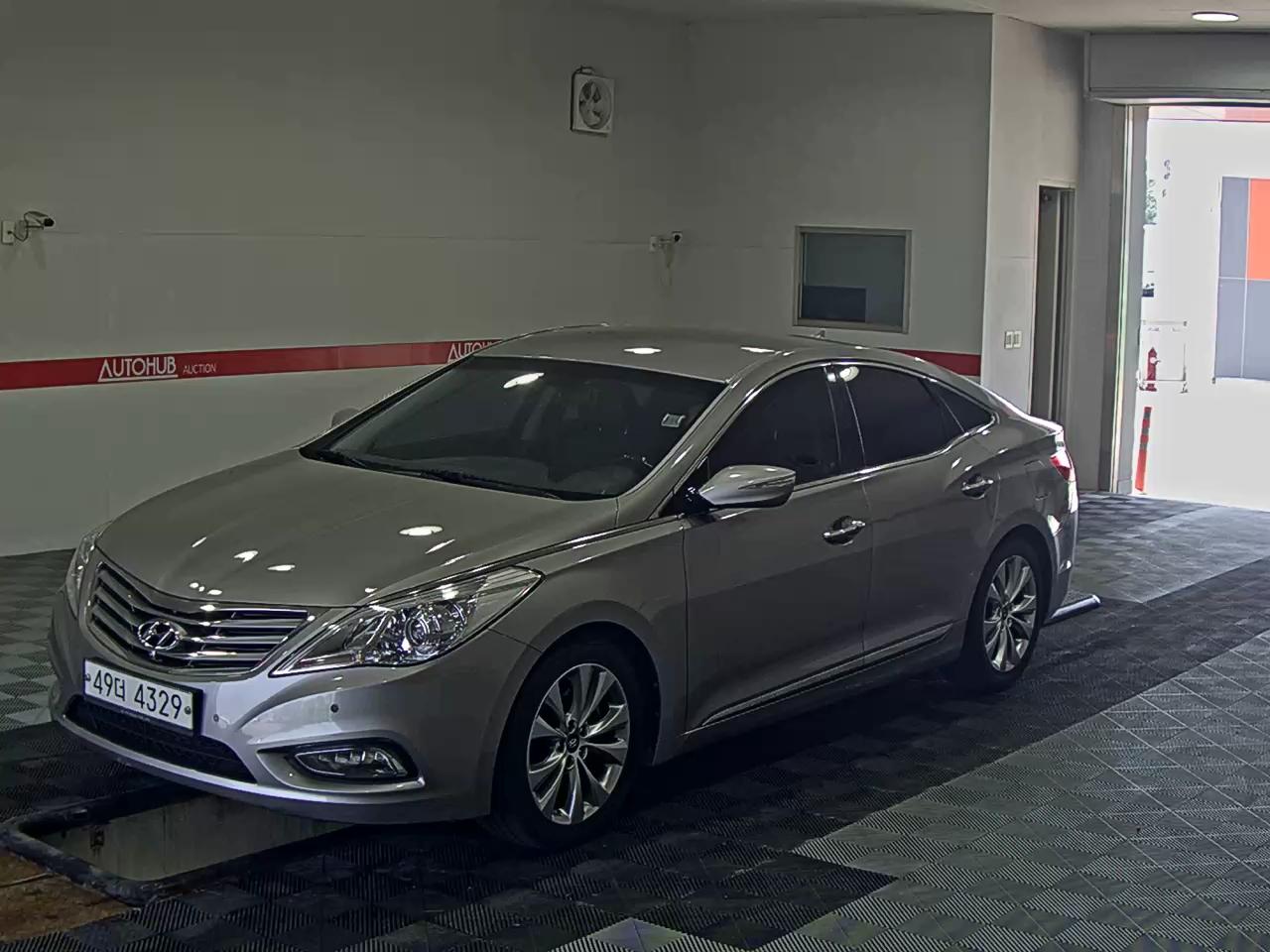 HYUNDAI GRANDEUR HG HG 300 NOBLE