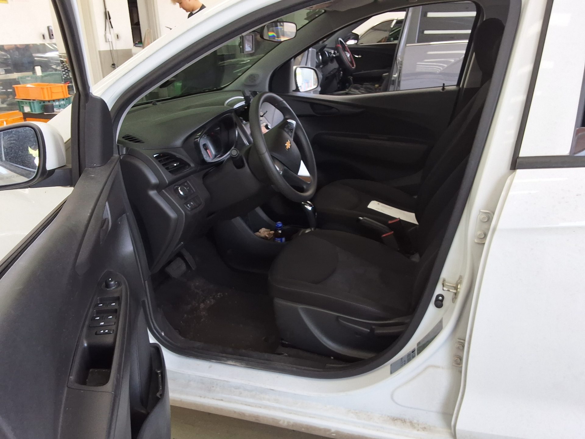 2017 - chevrolet spark