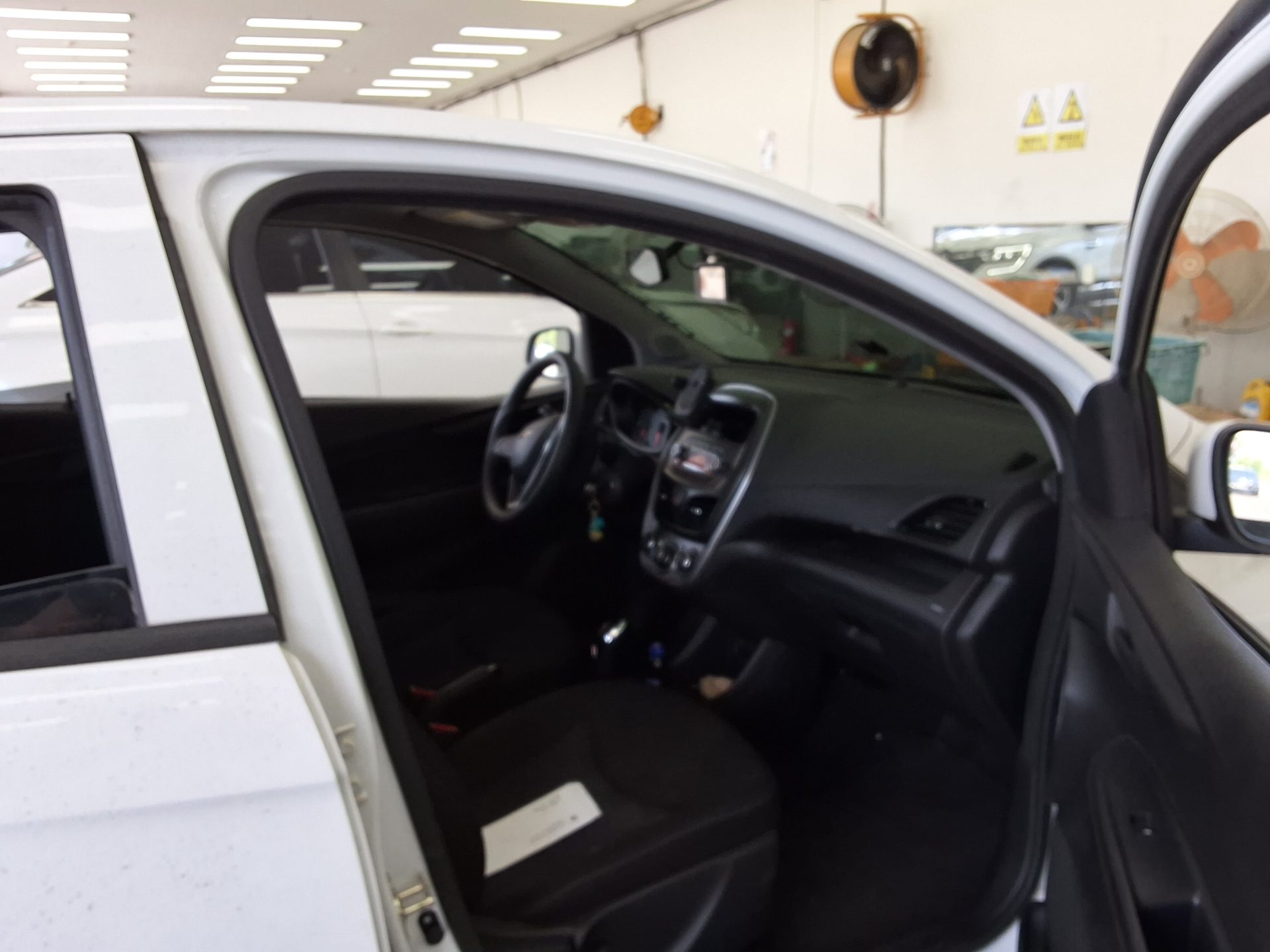 2017 - chevrolet spark