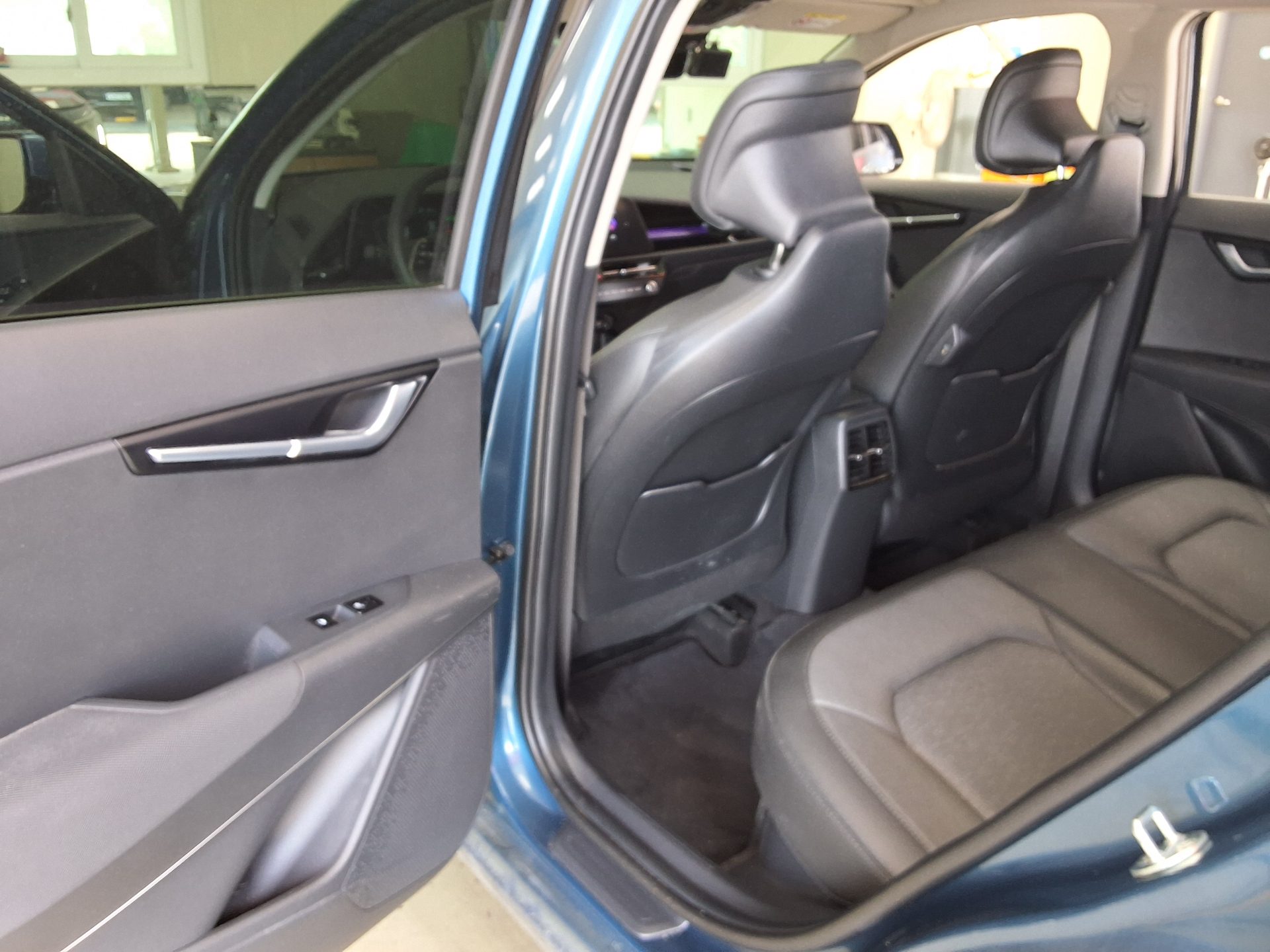2024 - kia niro