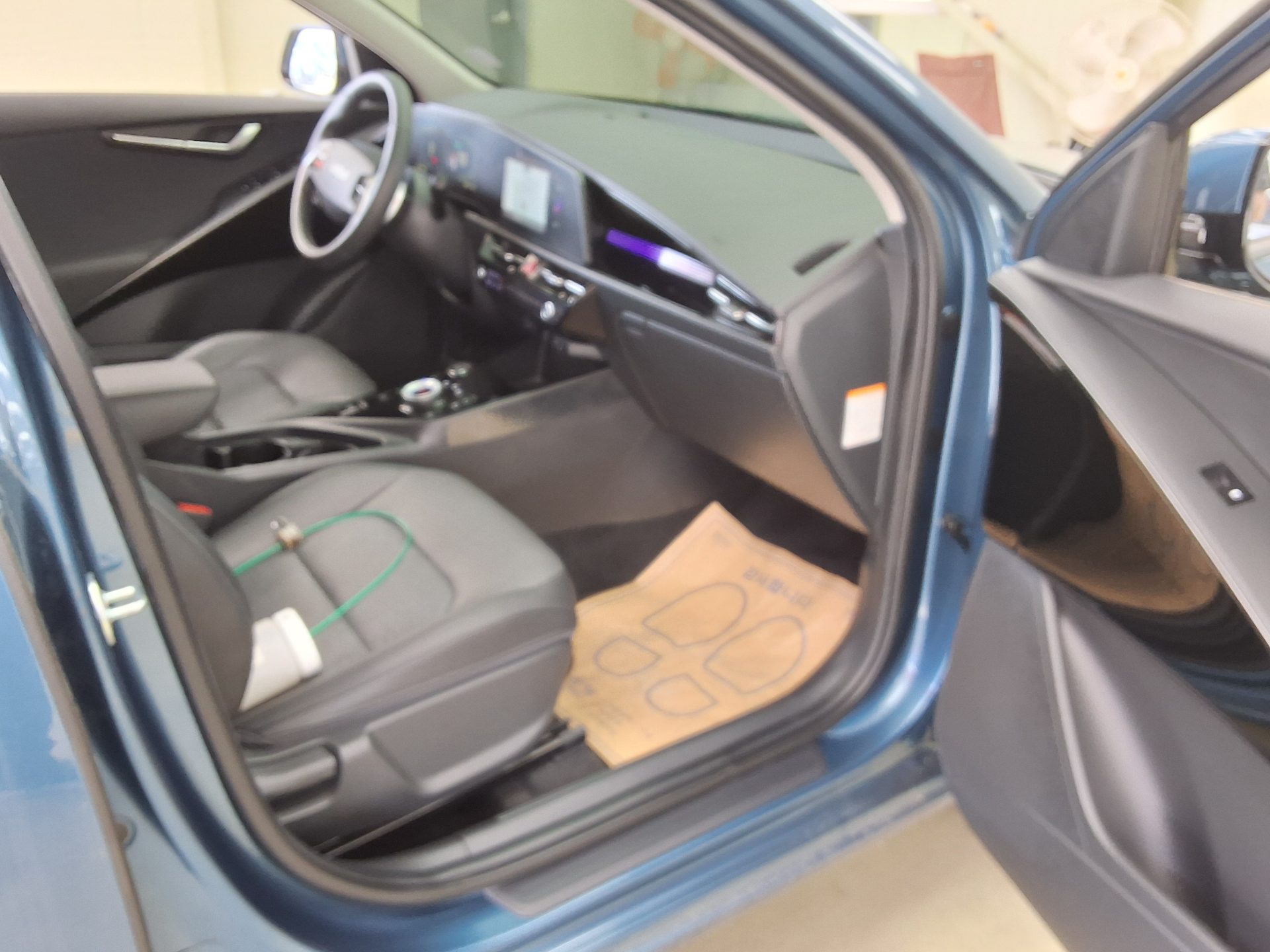 2024 - kia niro