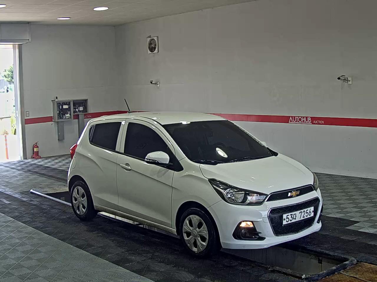 2017 - chevrolet spark