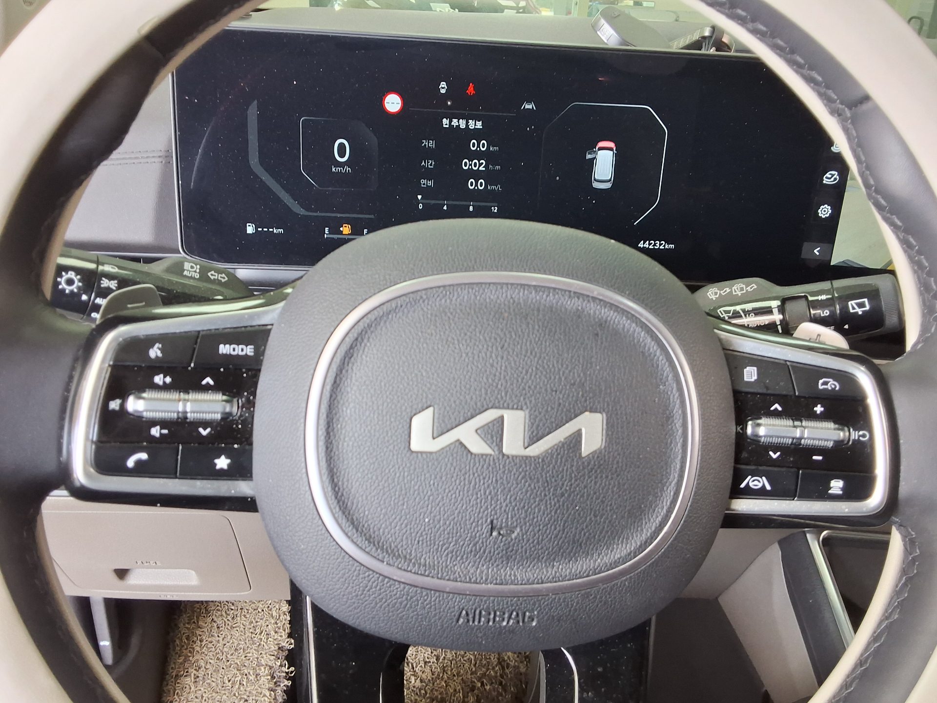 2024 - kia carnival