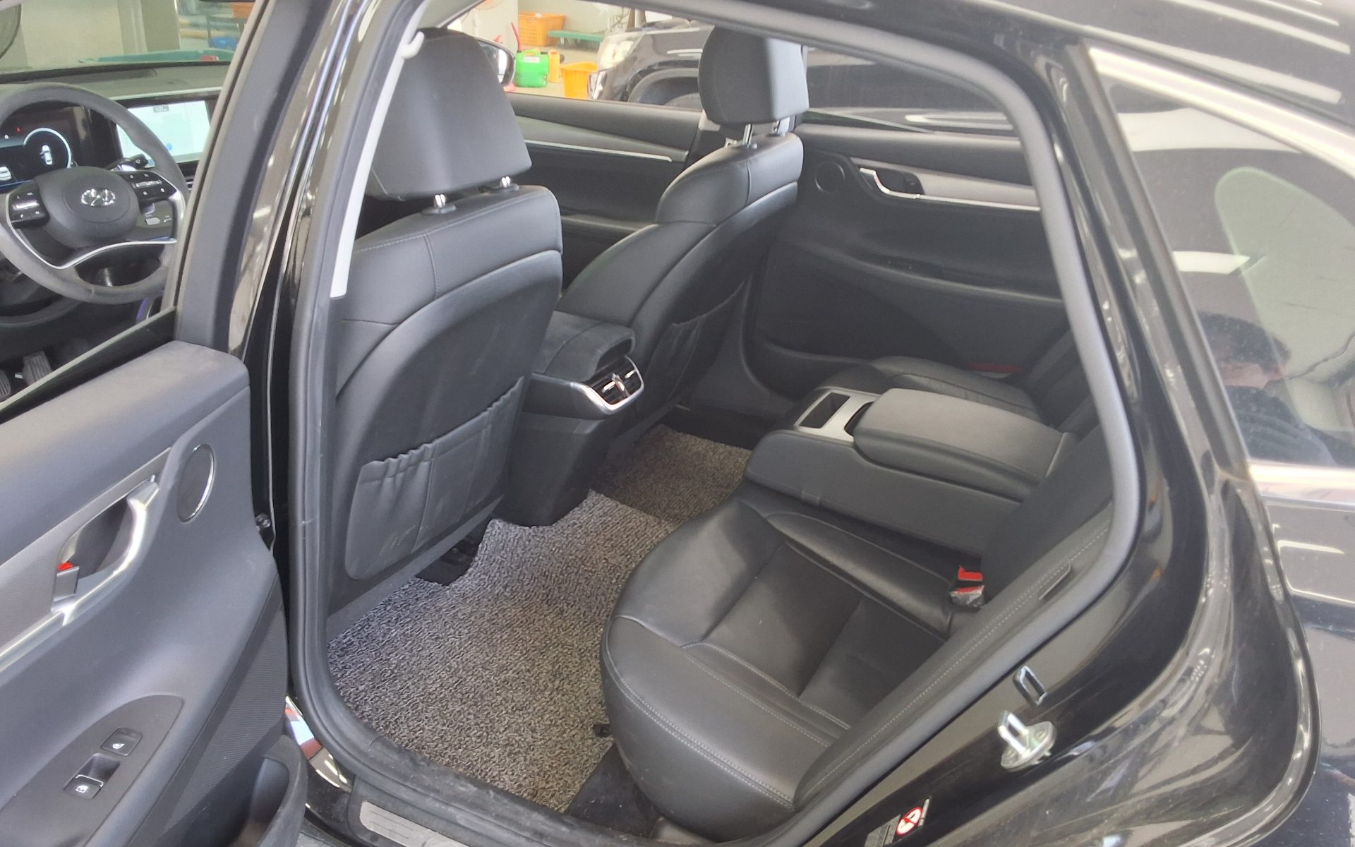 2022 - hyundai grandeur