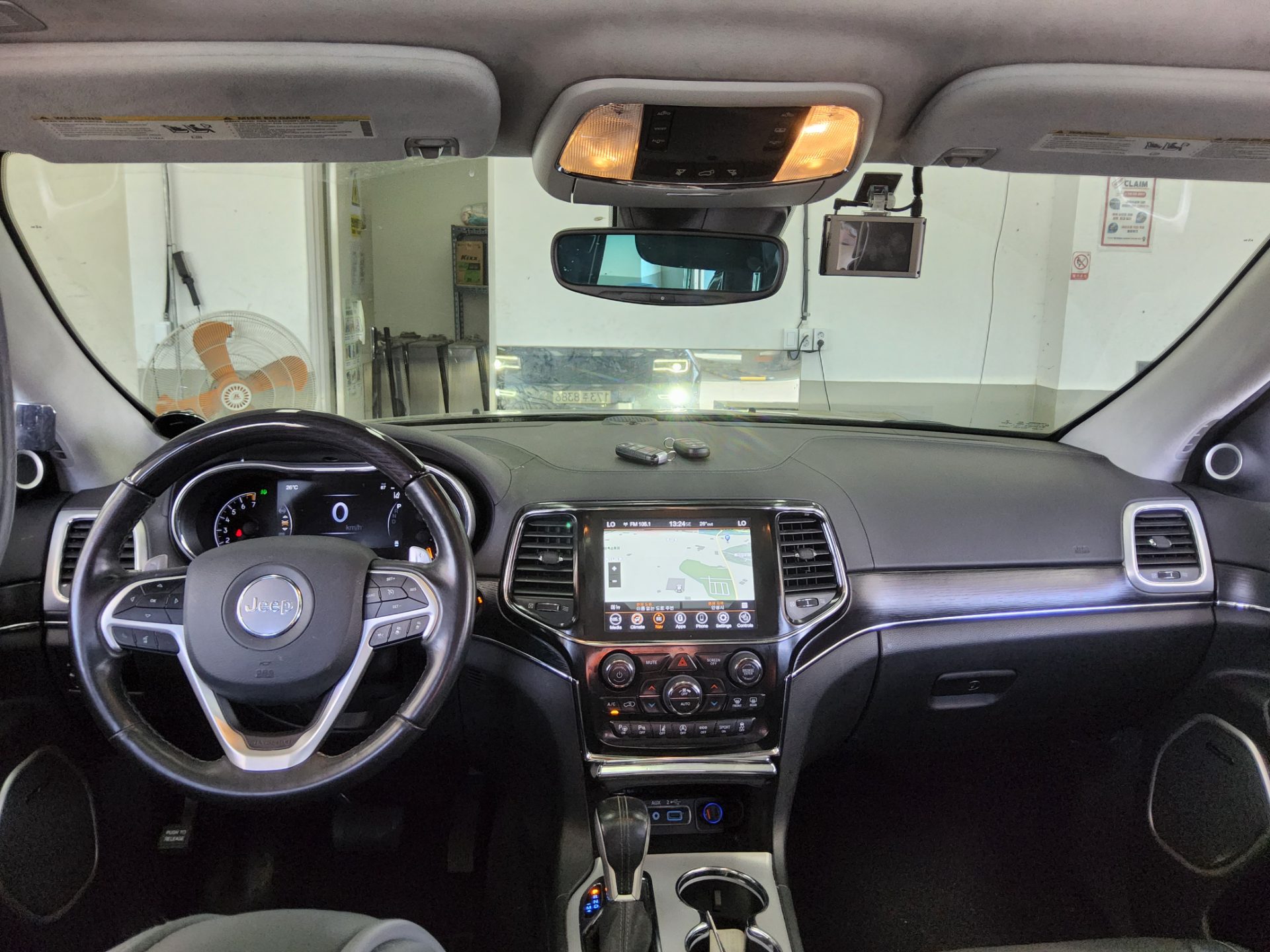 2021 - jeep grand cherokee
