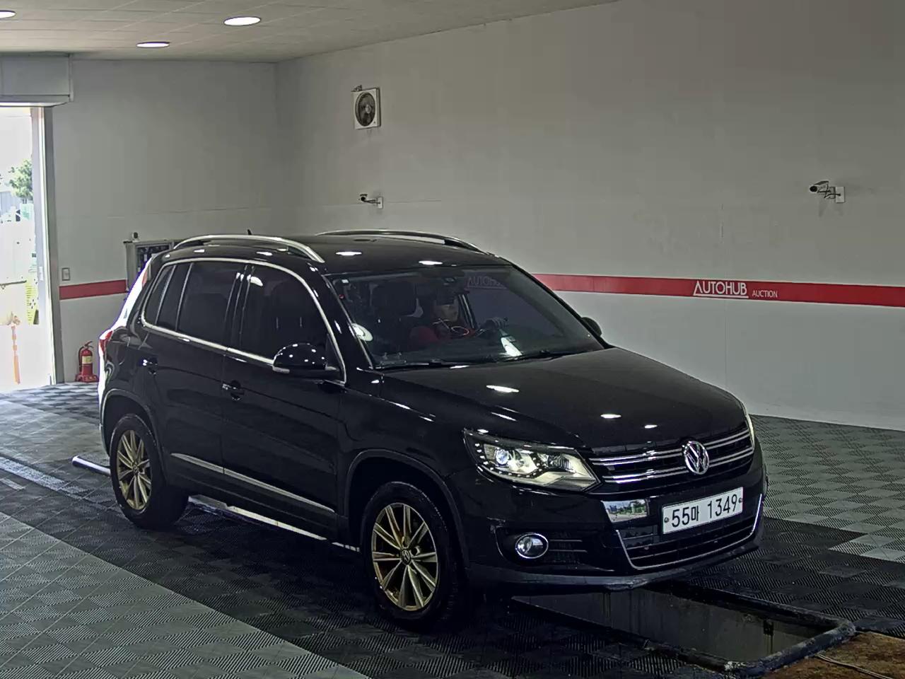 2014 - volkswagen tiguan