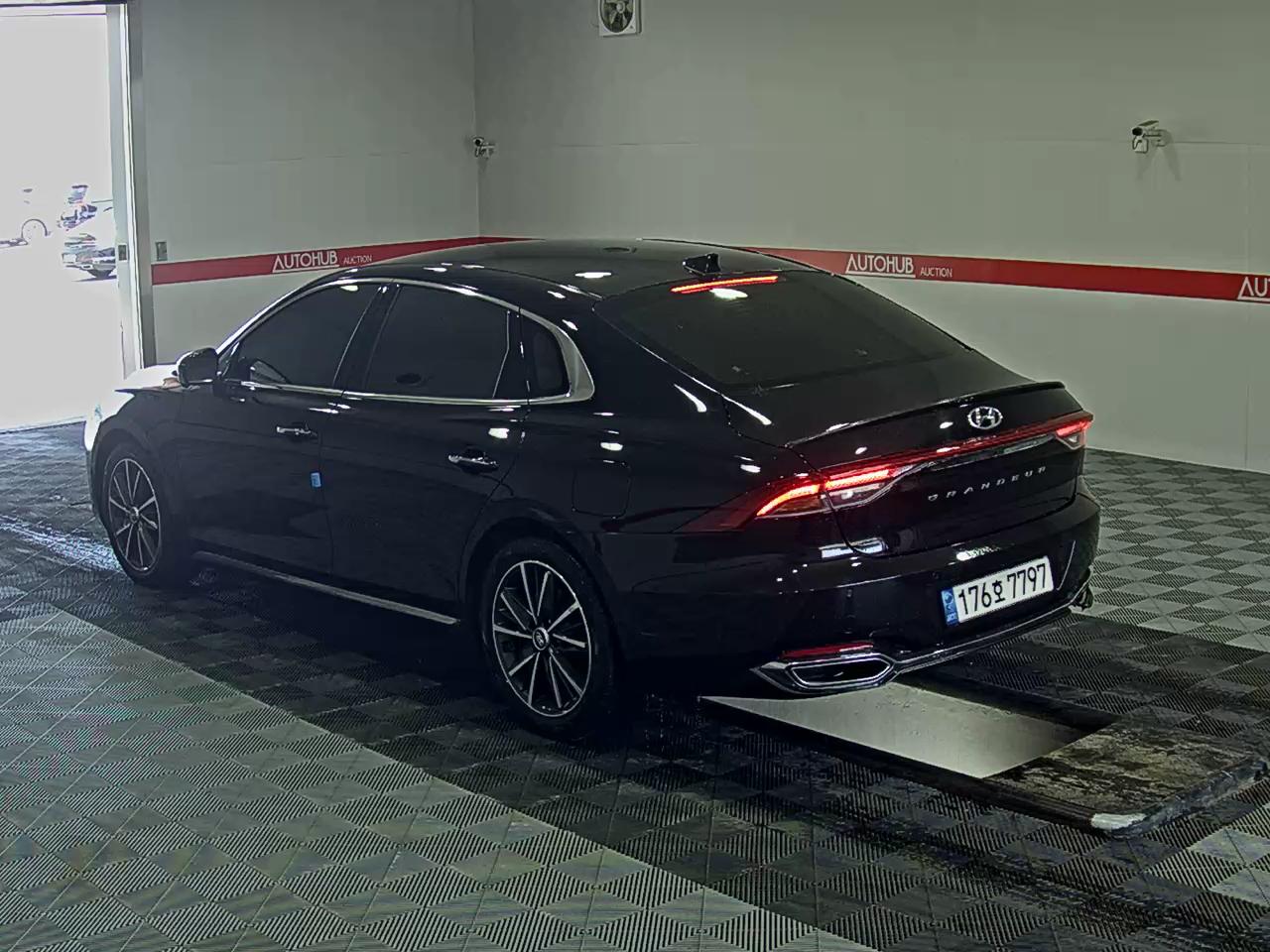 2022 - hyundai grandeur