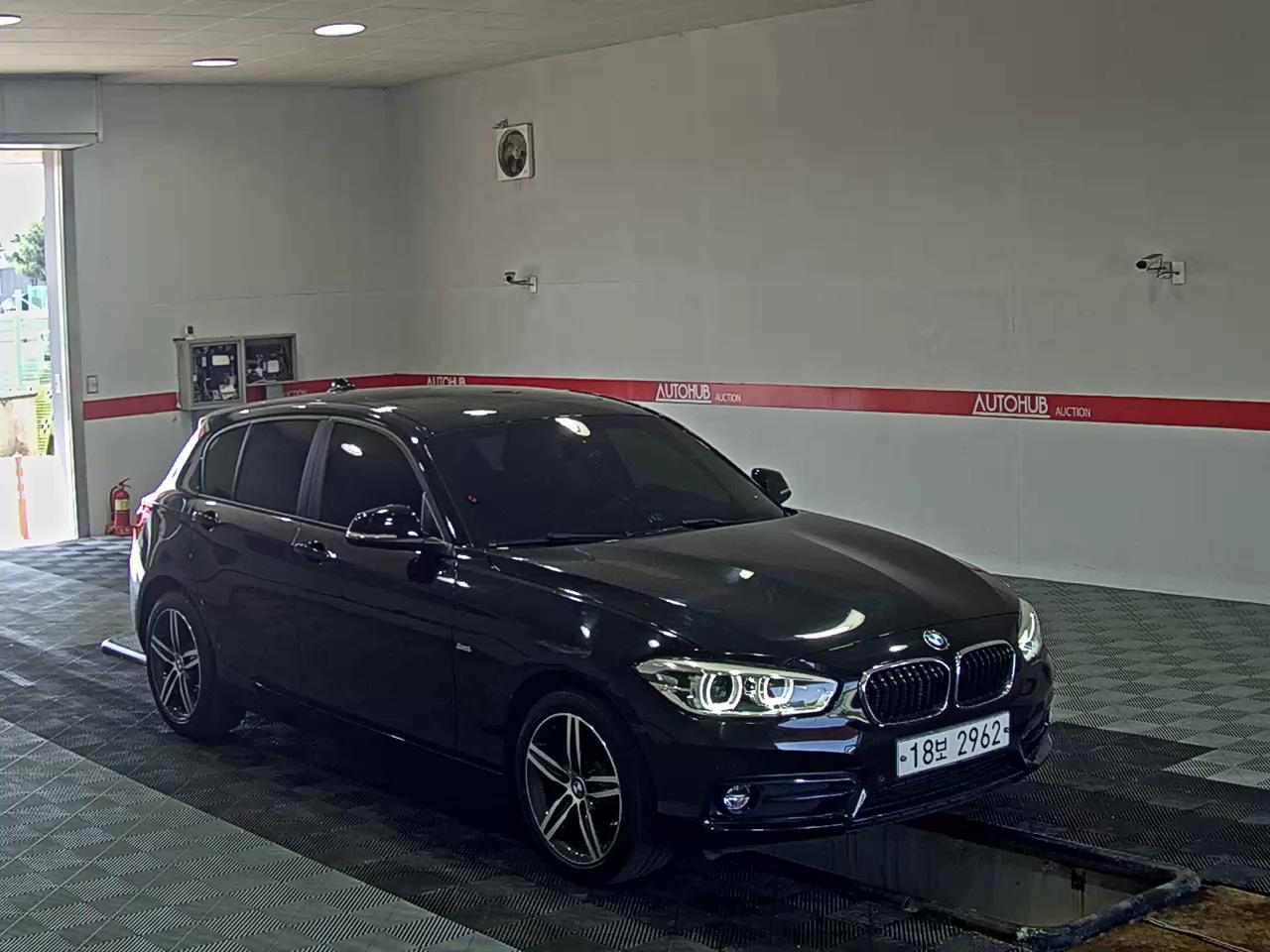 2017 - bmw 1 series