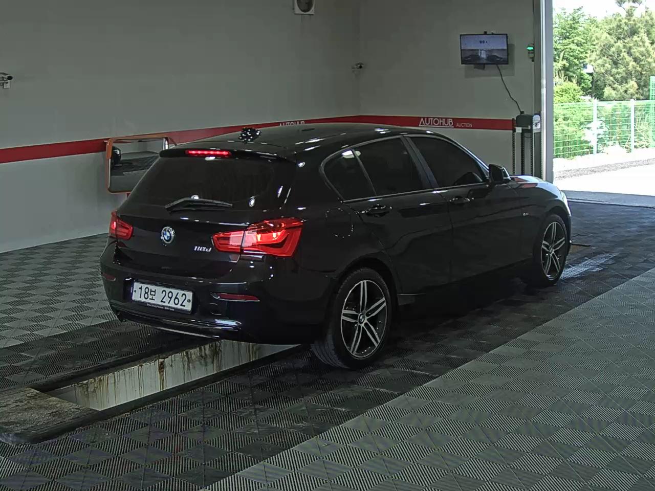 2017 - bmw 1 series