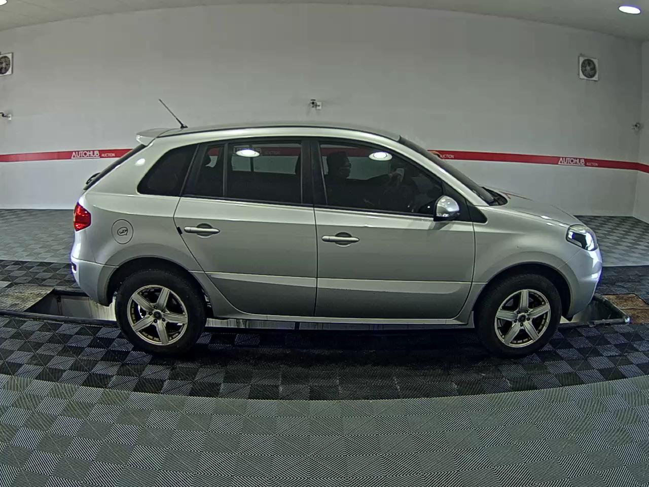 2013 - renault qm5